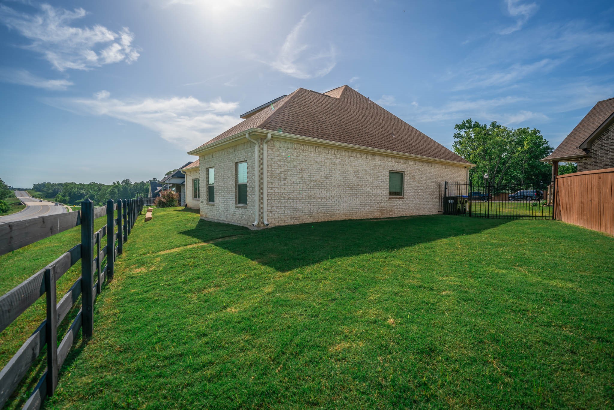 4523 Lone Oak Ln Property Photo 46