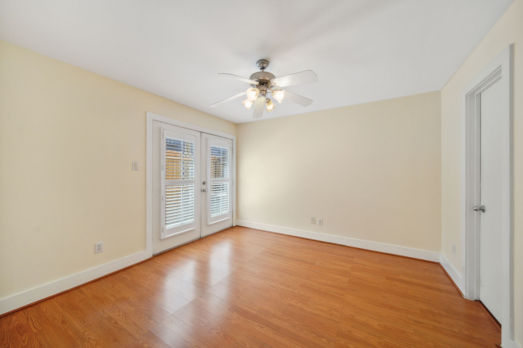 917 W 21st Street H Property Photo 15