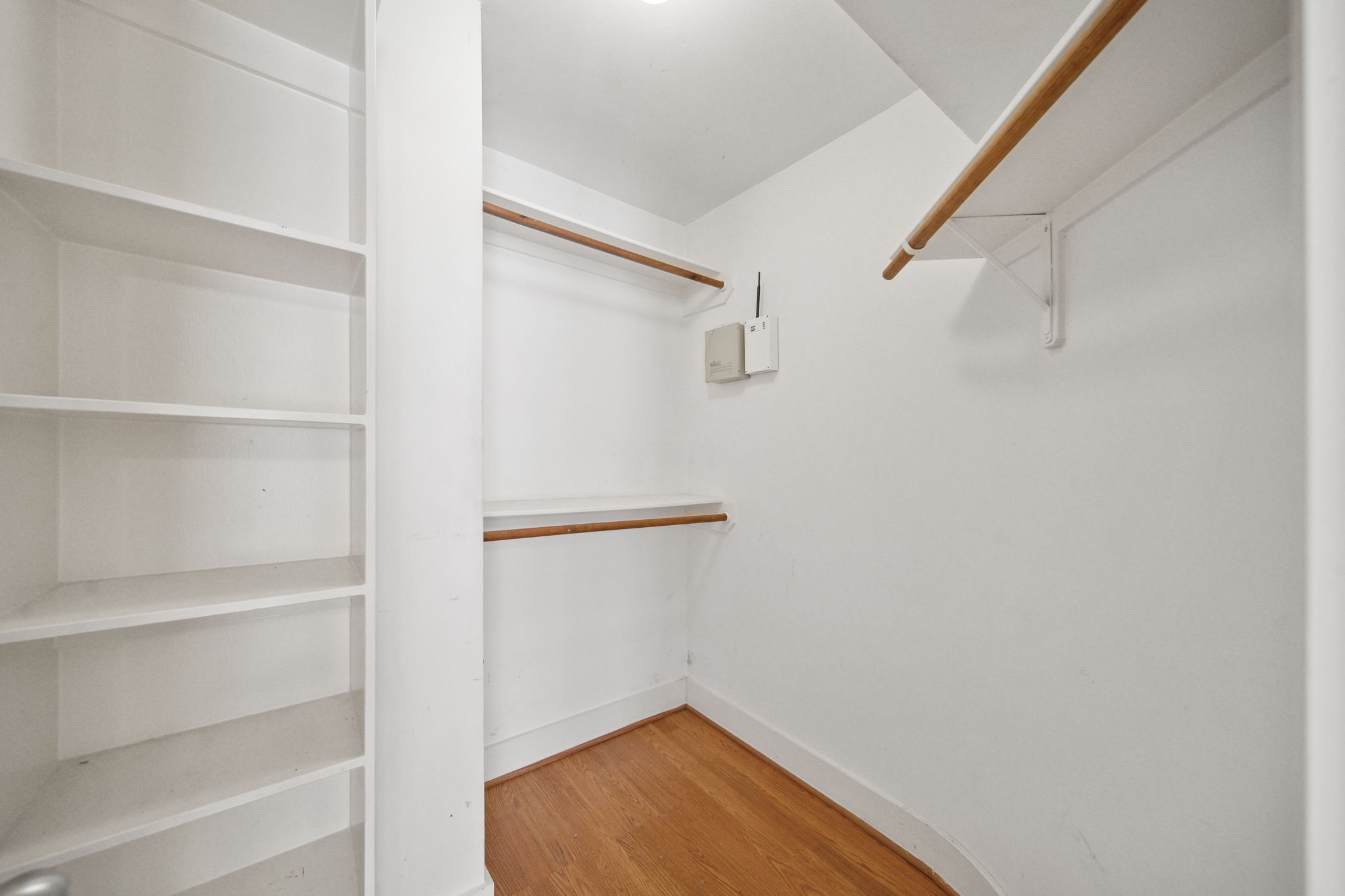 917 W 21st Street H Property Photo 16