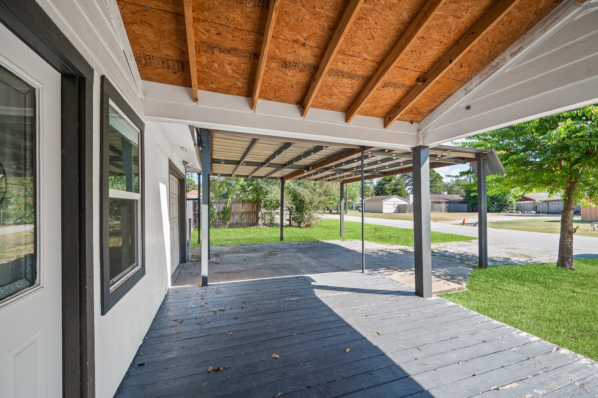 2222 Peppermill Road Property Photo 5