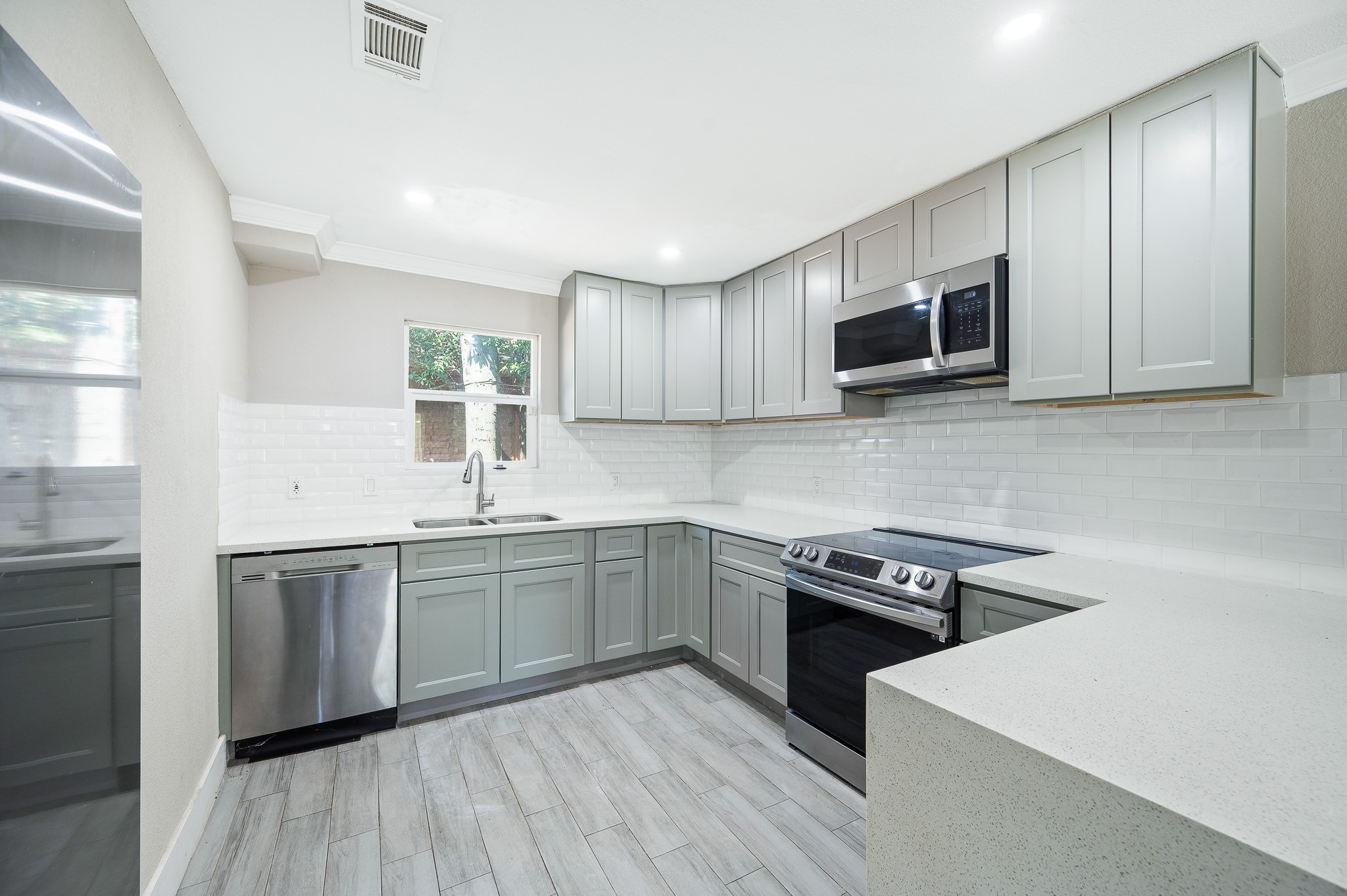 2222 Peppermill Road Property Photo 14