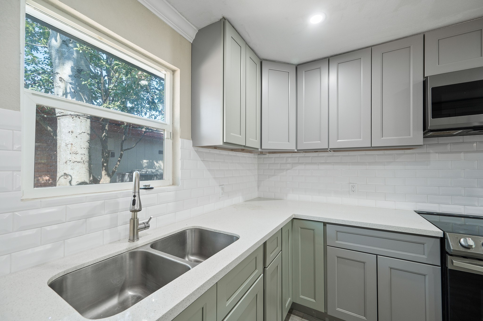 2222 Peppermill Road Property Photo 16
