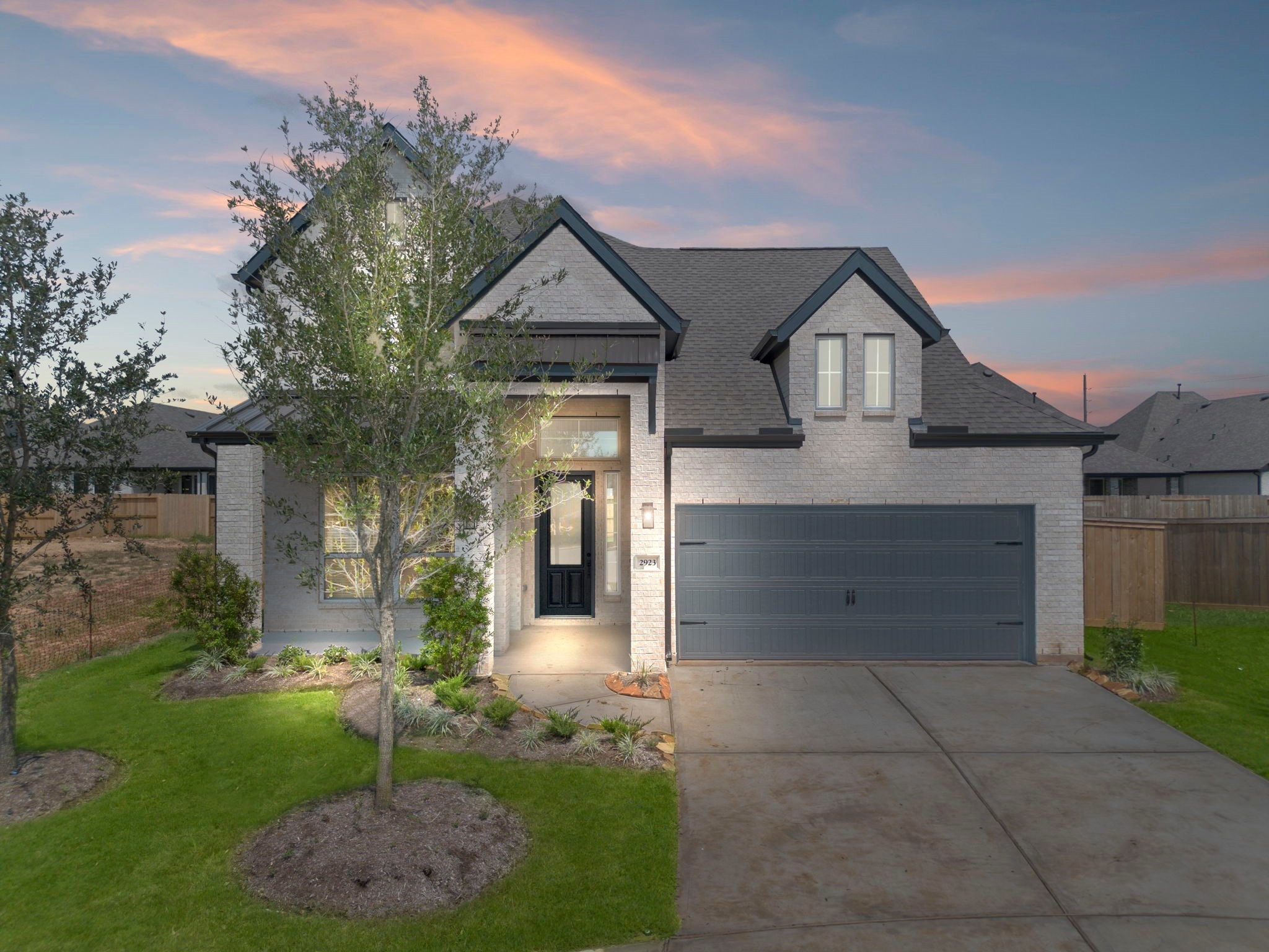 2923 Peach Valley Road