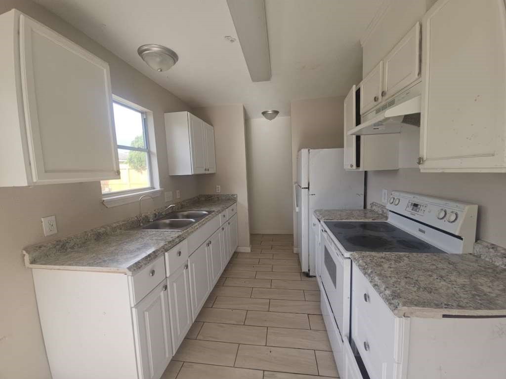 12226 Greensbrook Forest Drive Property Photo 4