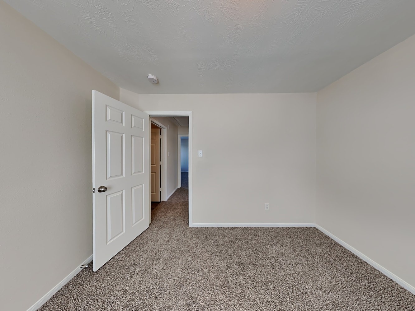 16418 Noble Meadow Lane Property Photo 10