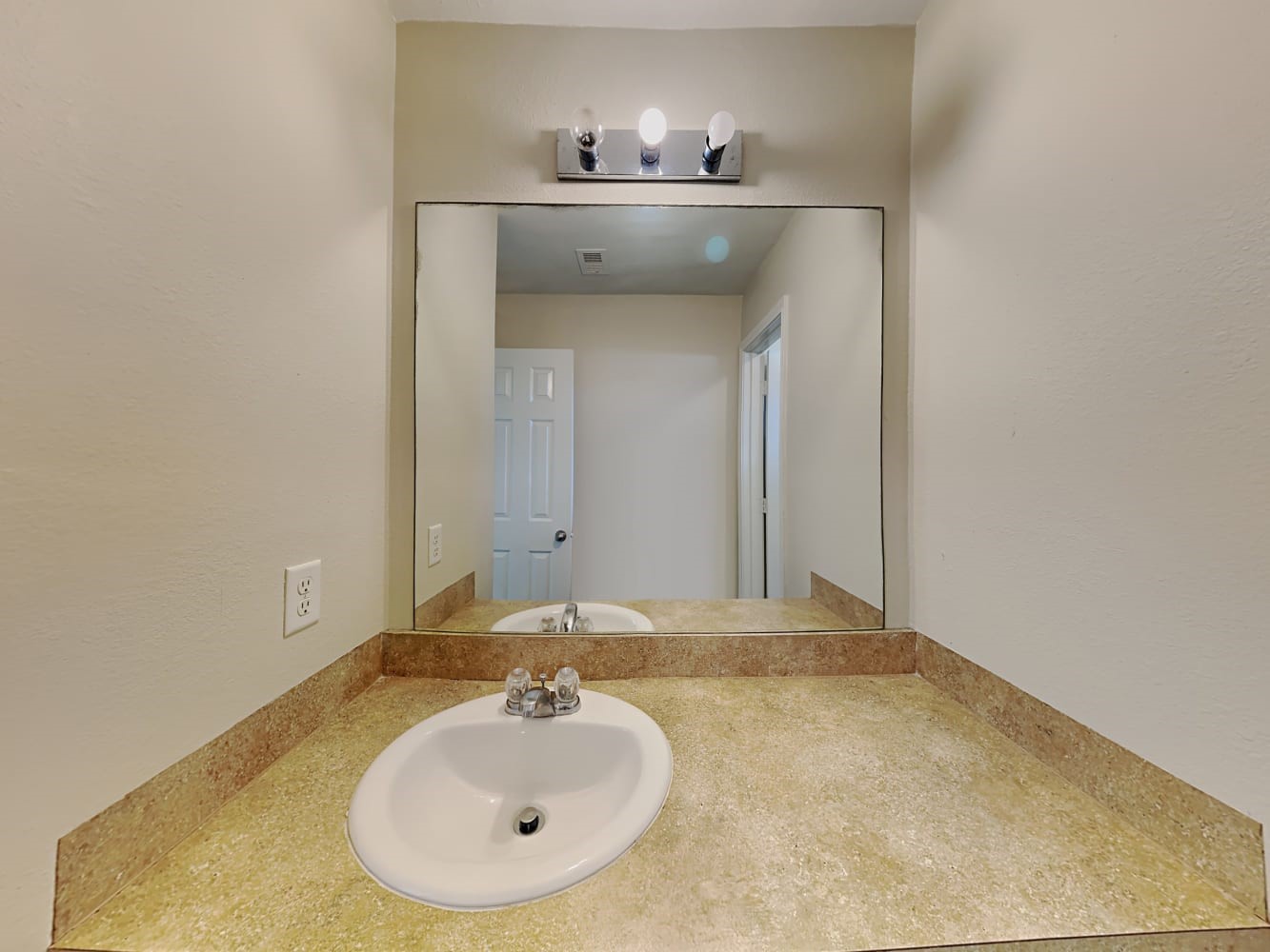 16418 Noble Meadow Lane Property Photo 14