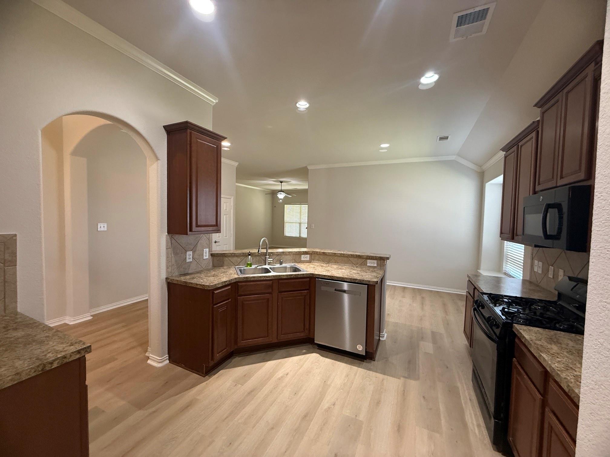 13417 Star Creek Lane, Rosharon Tx 77583 Property Photo 8