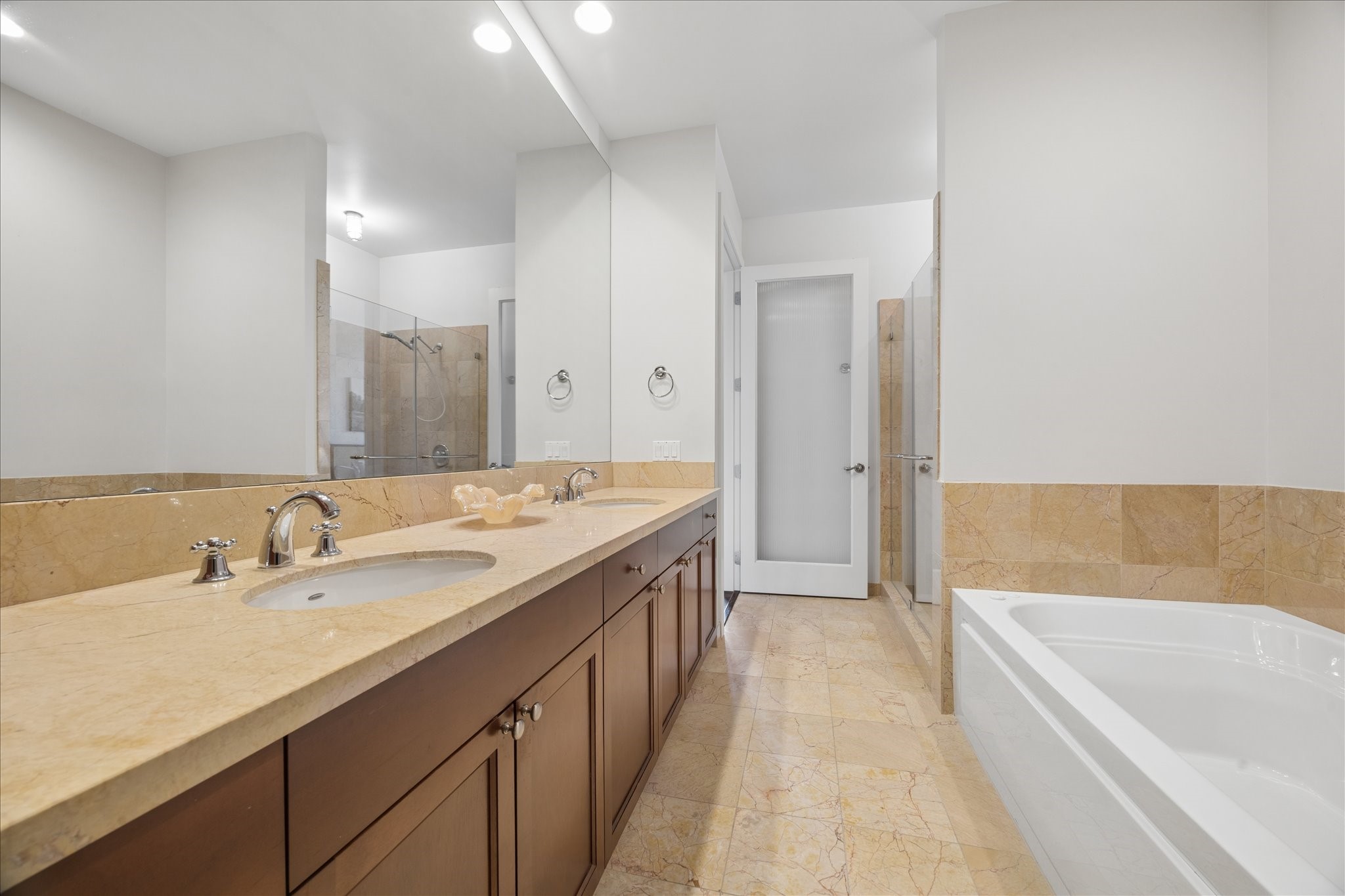 5005 Hidalgo Street 210 Property Photo 17