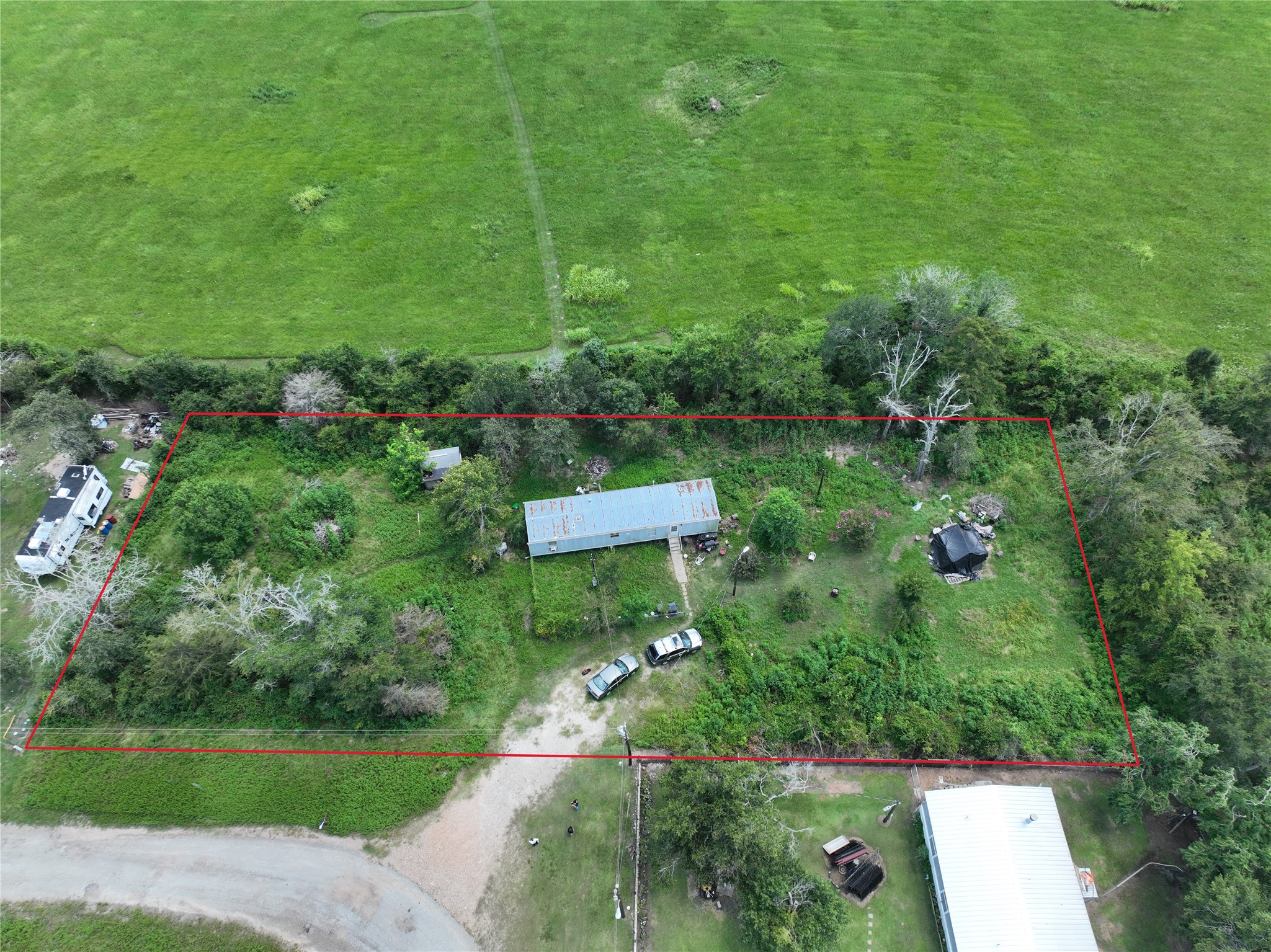 39081 West Drive Property Photo 12