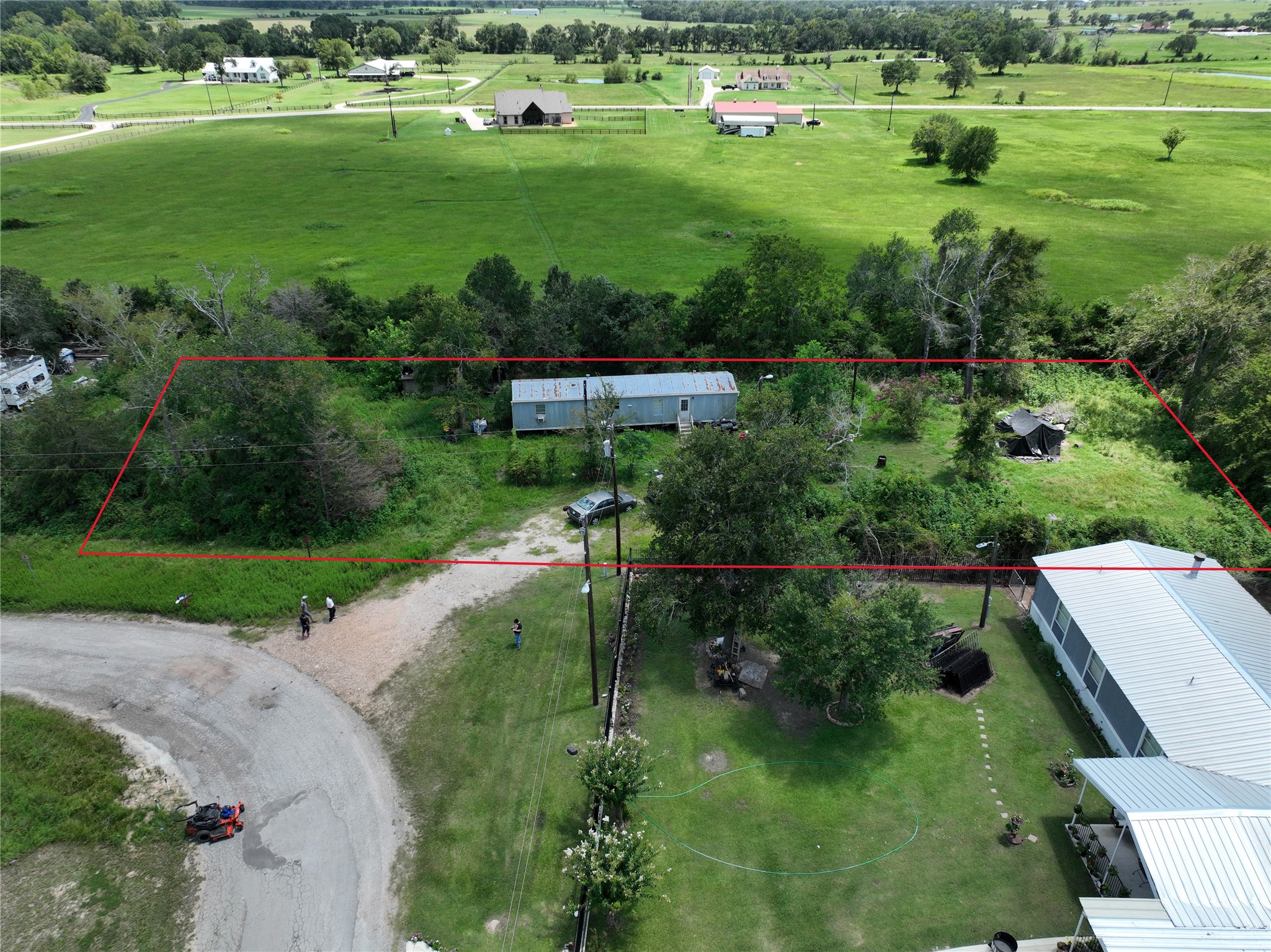 39081 West Drive Property Photo 16