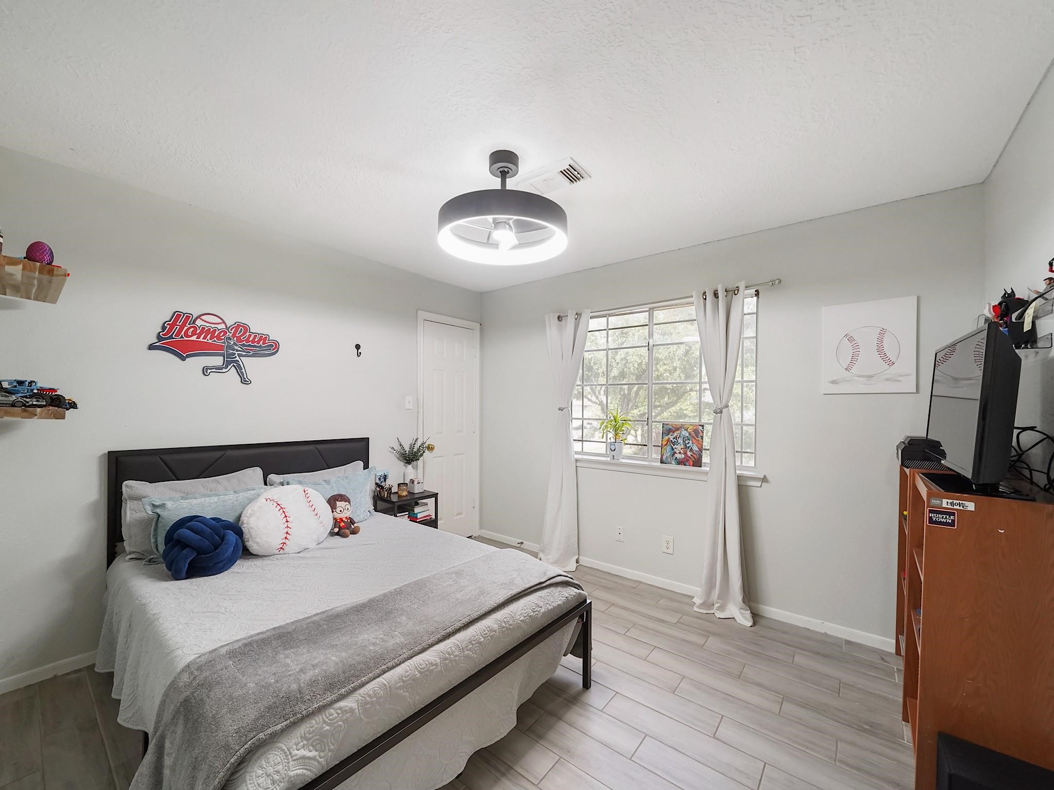 14402 Westbury Court Property Photo 25