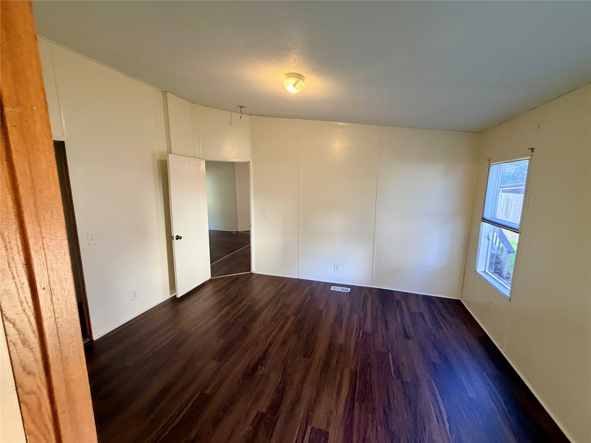 810 Mercedes Benz Court Property Photo 14