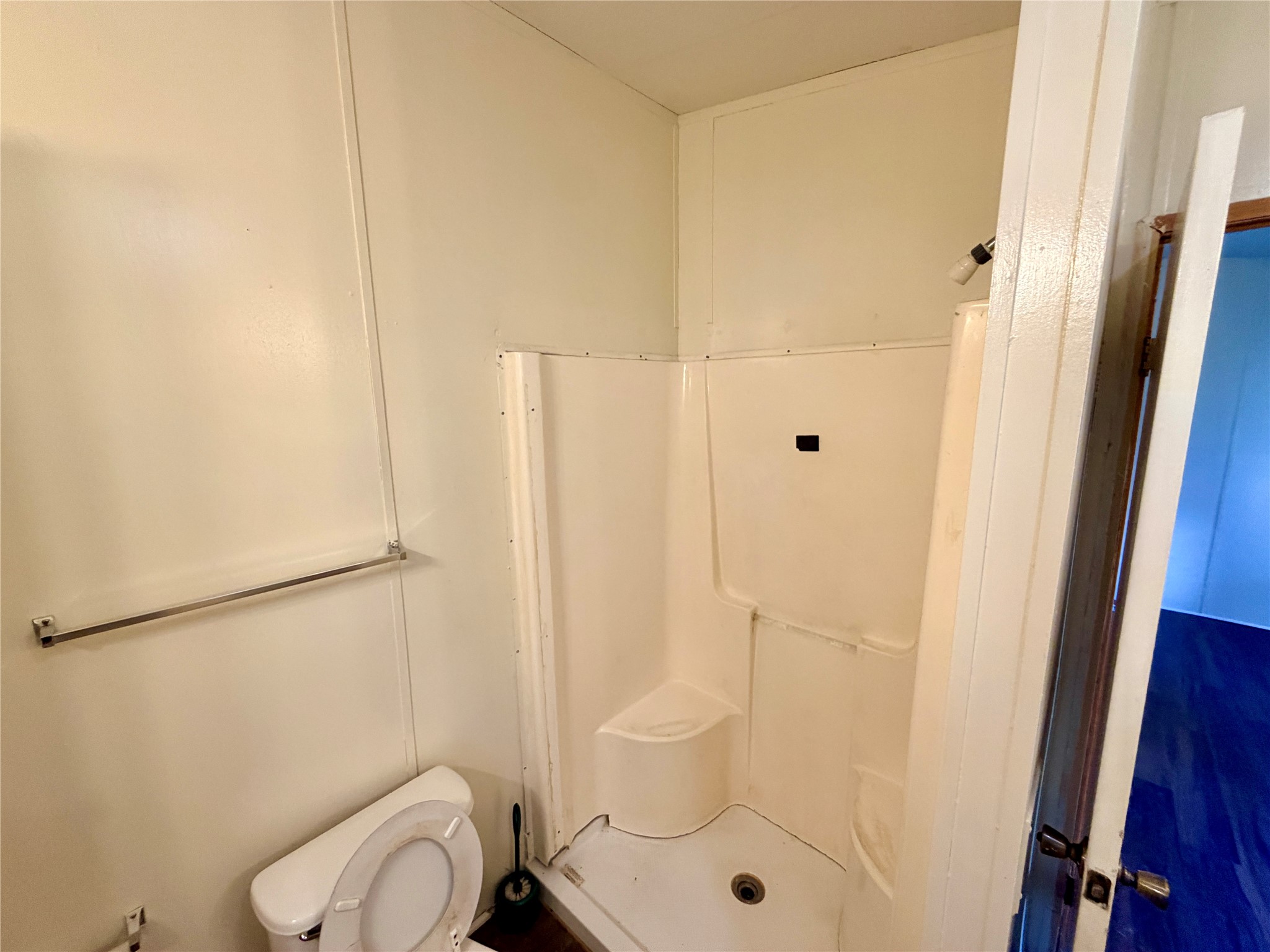 810 Mercedes Benz Court Property Photo 18