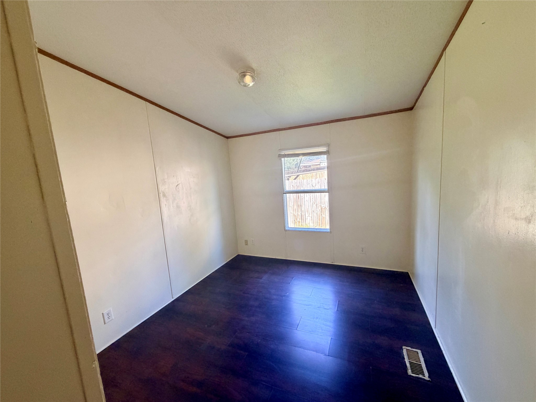 810 Mercedes Benz Court Property Photo 19