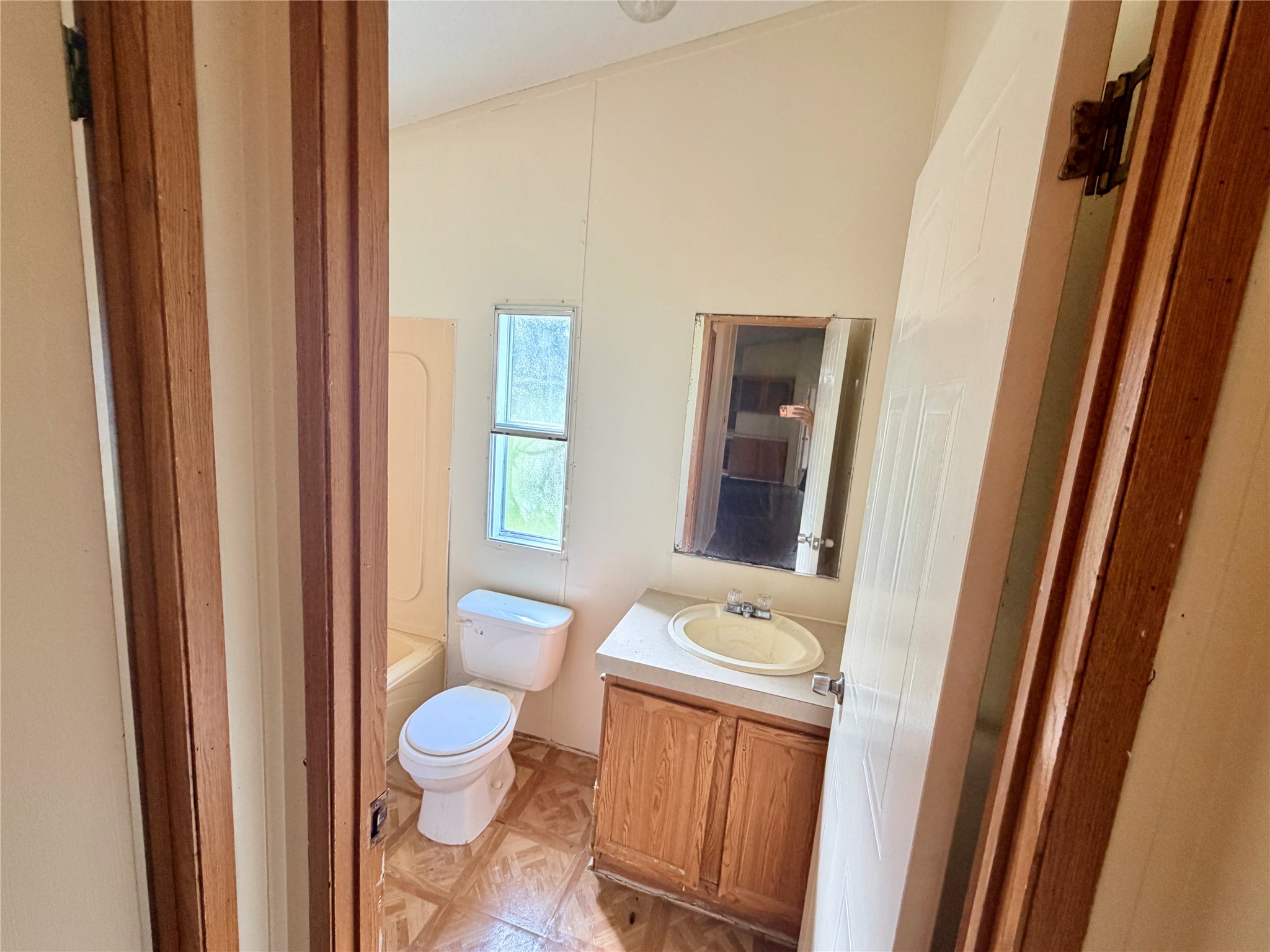 810 Mercedes Benz Court Property Photo 21
