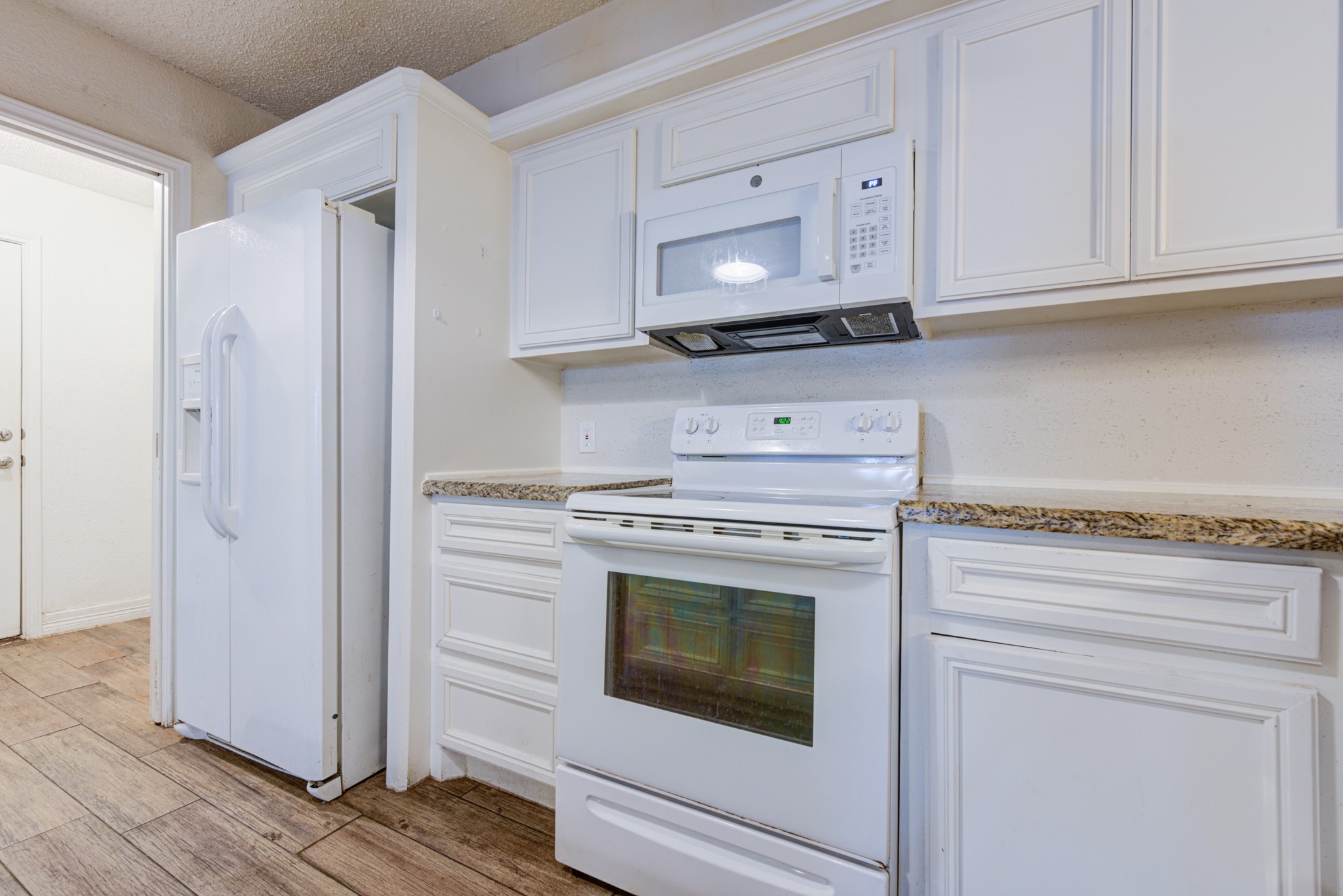 10822 Kirktown Drive Property Photo 8