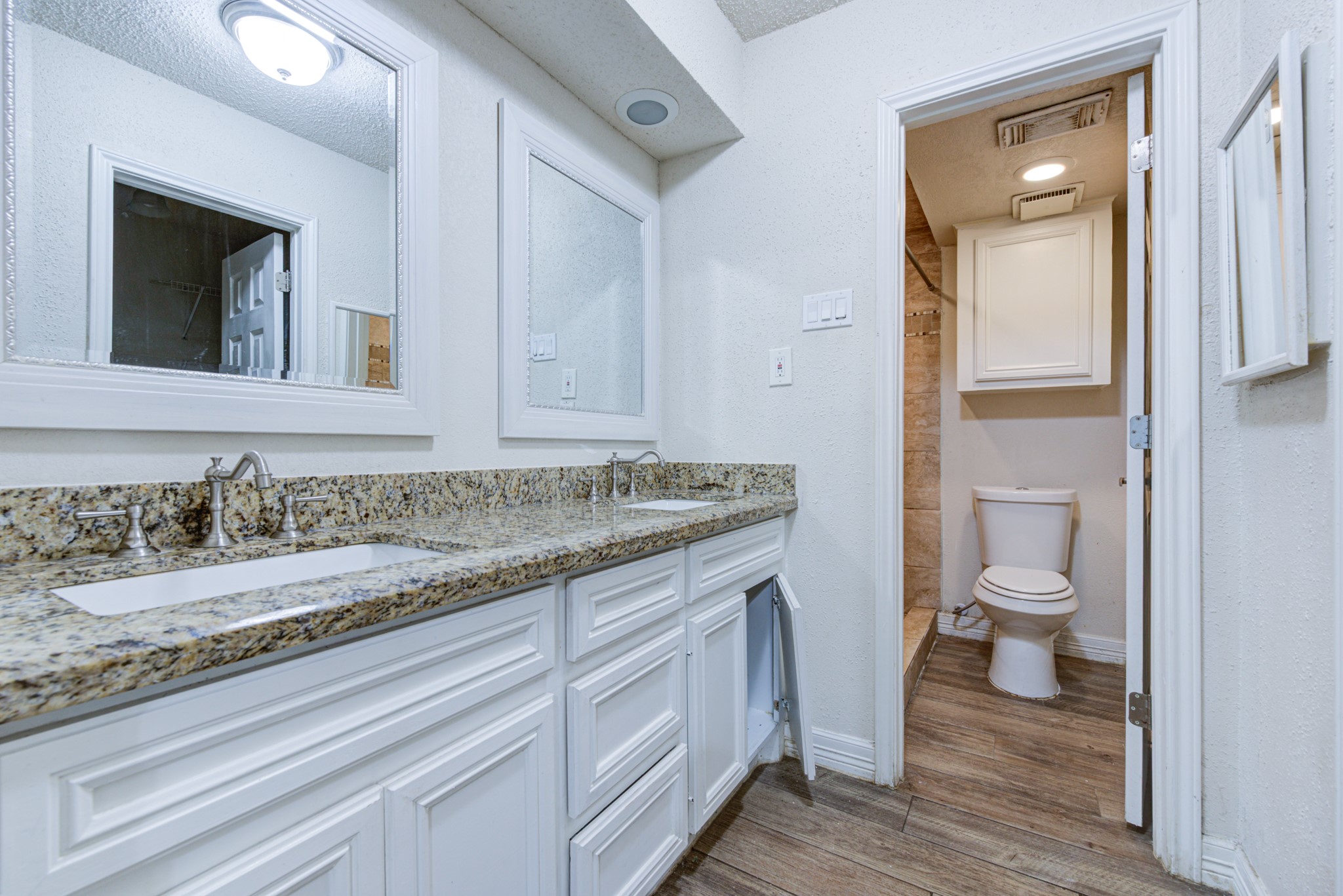 10822 Kirktown Drive Property Photo 12