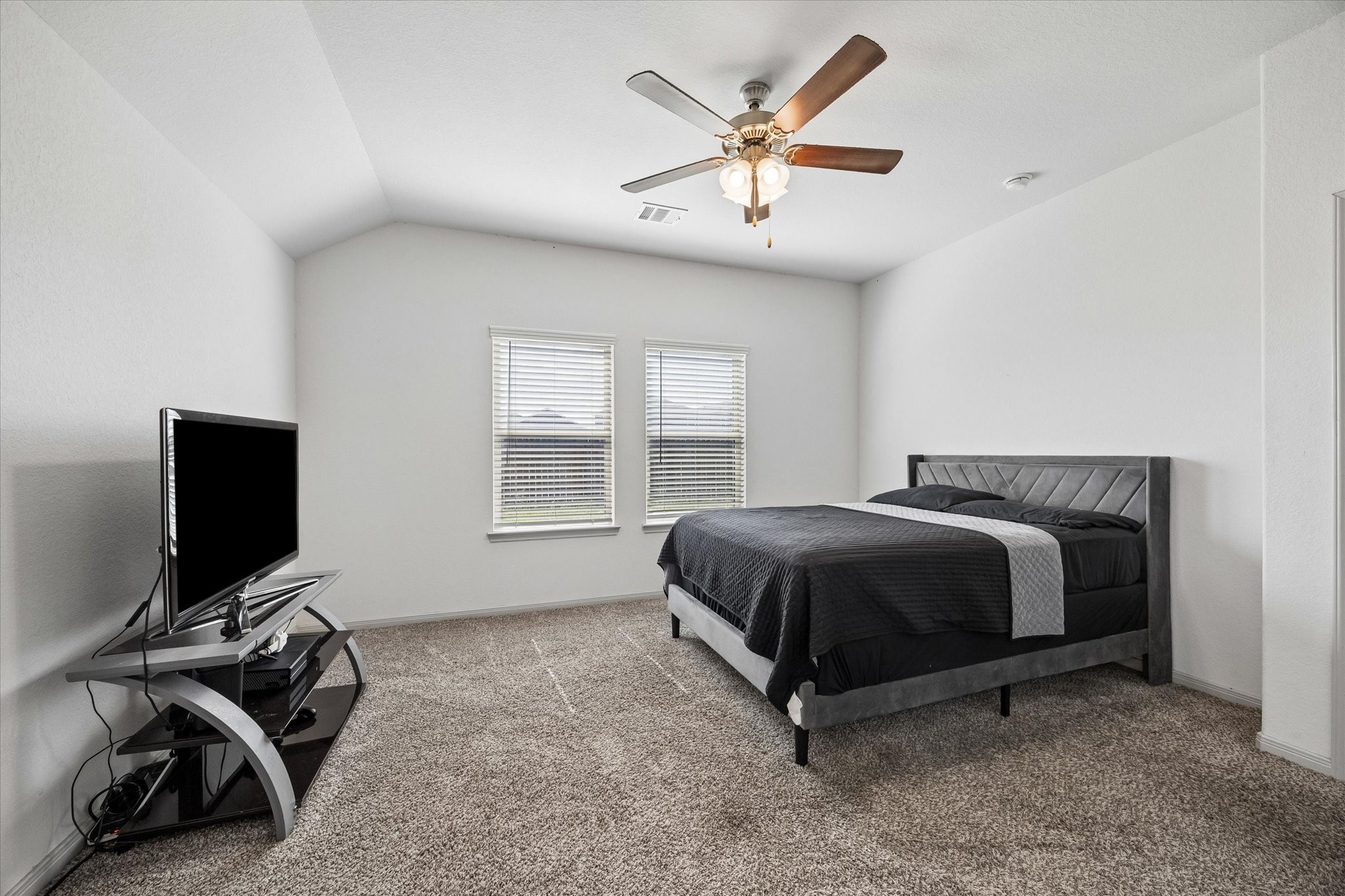 7931 Tuscan Cypress Drive Property Photo 8