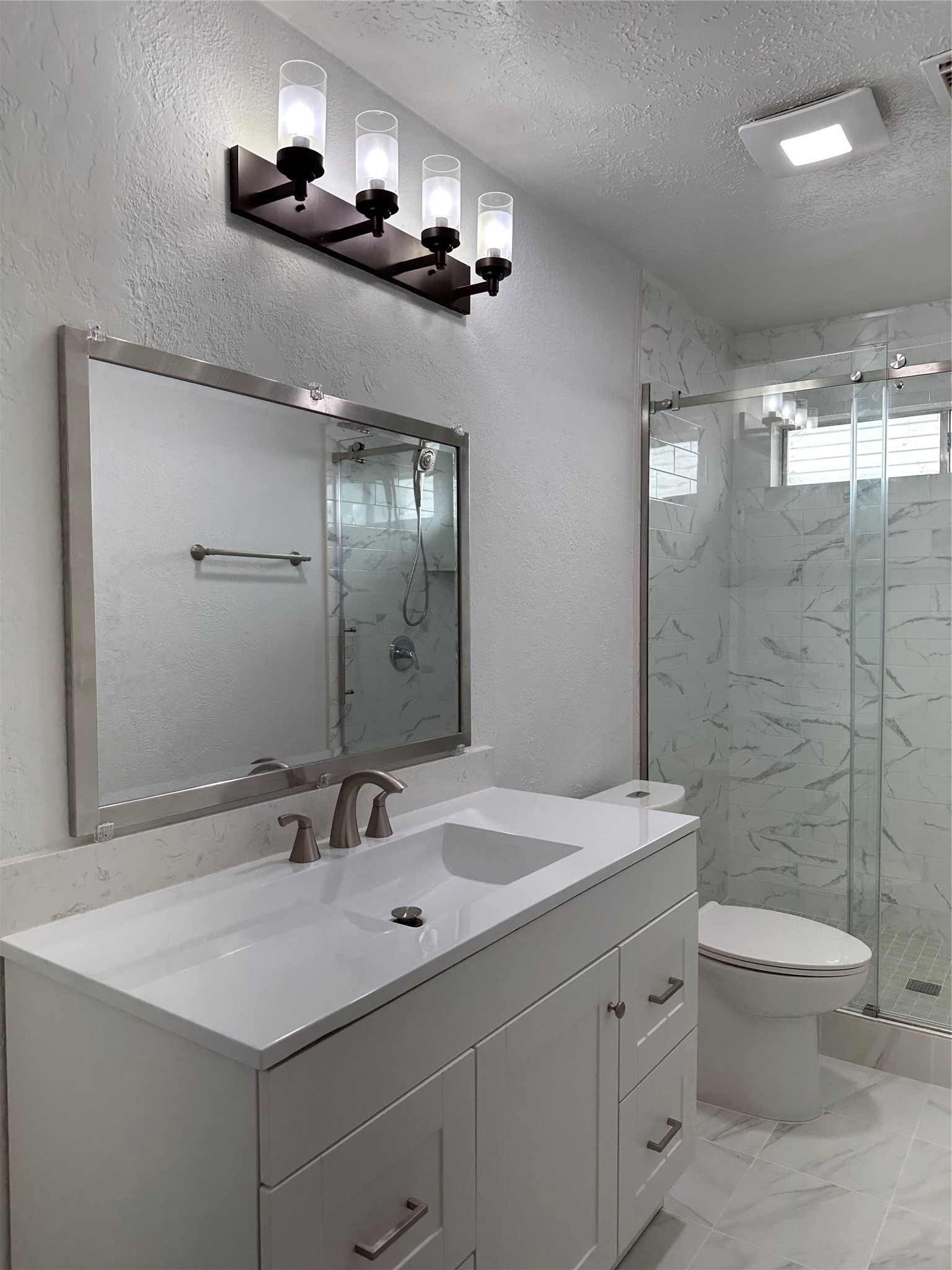 15803 Spruce River Court Property Photo 5