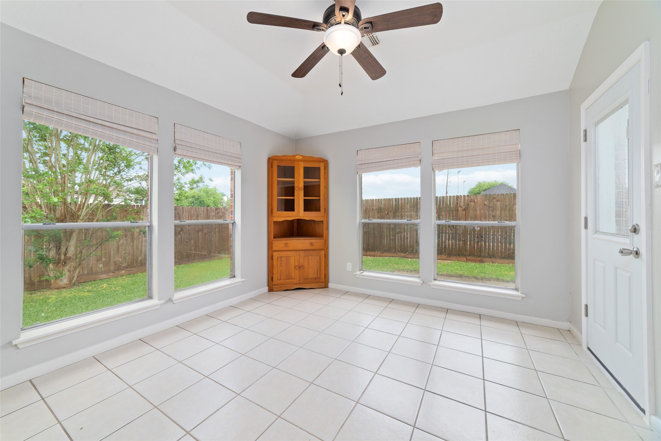 15803 Spruce River Court Property Photo 6
