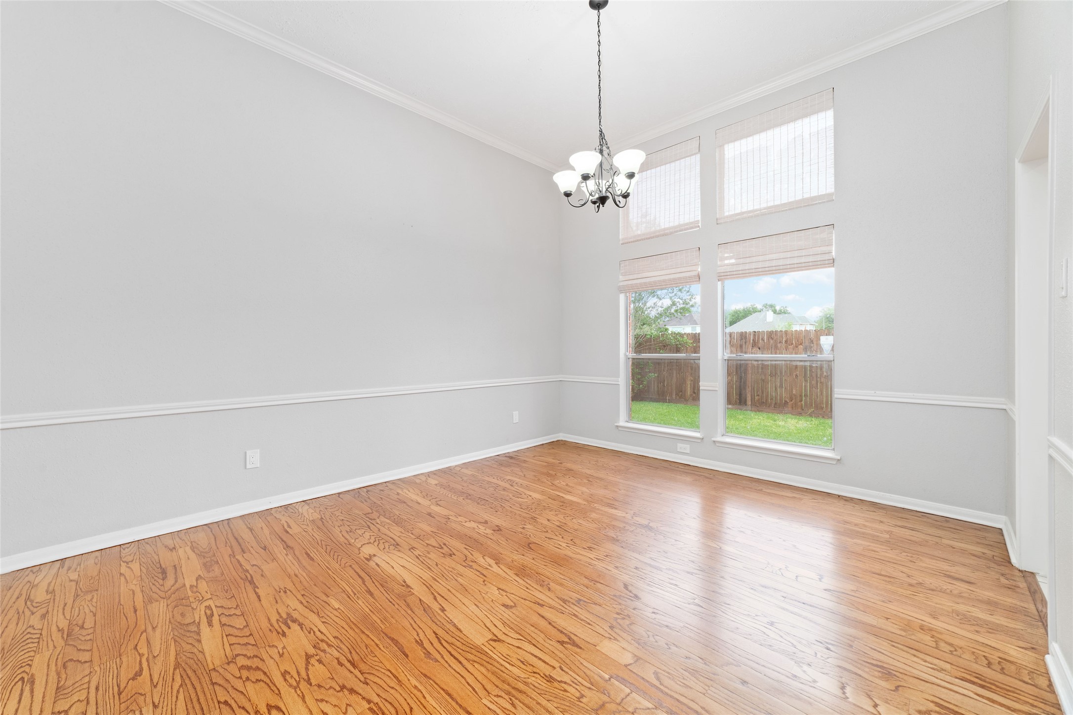15803 Spruce River Court Property Photo 7