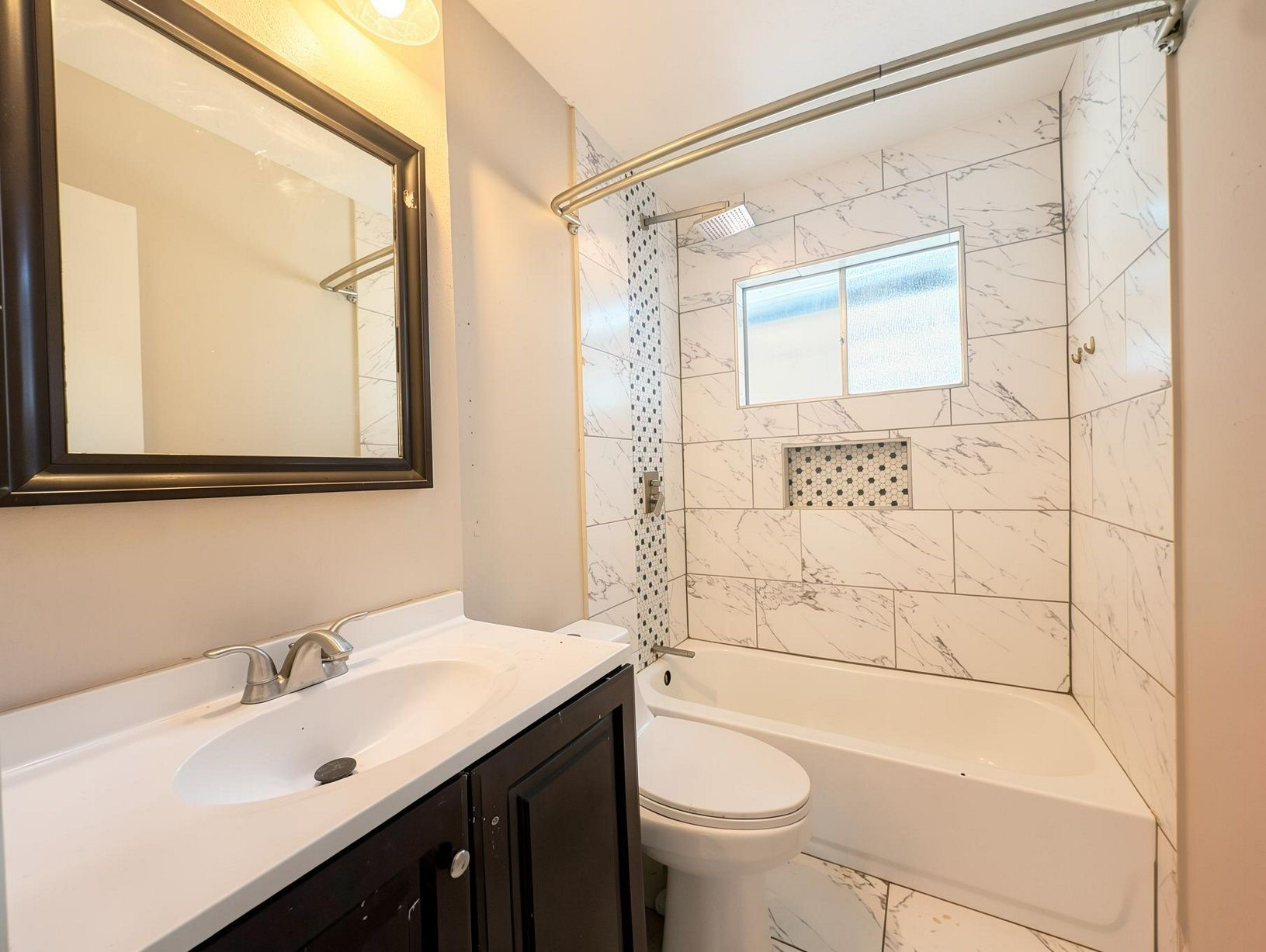 12610 S Coast Drive Property Photo 5