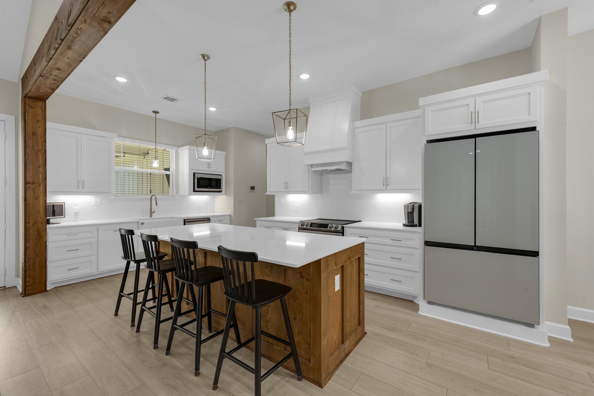 22694 Brook Forest Road Property Photo 3