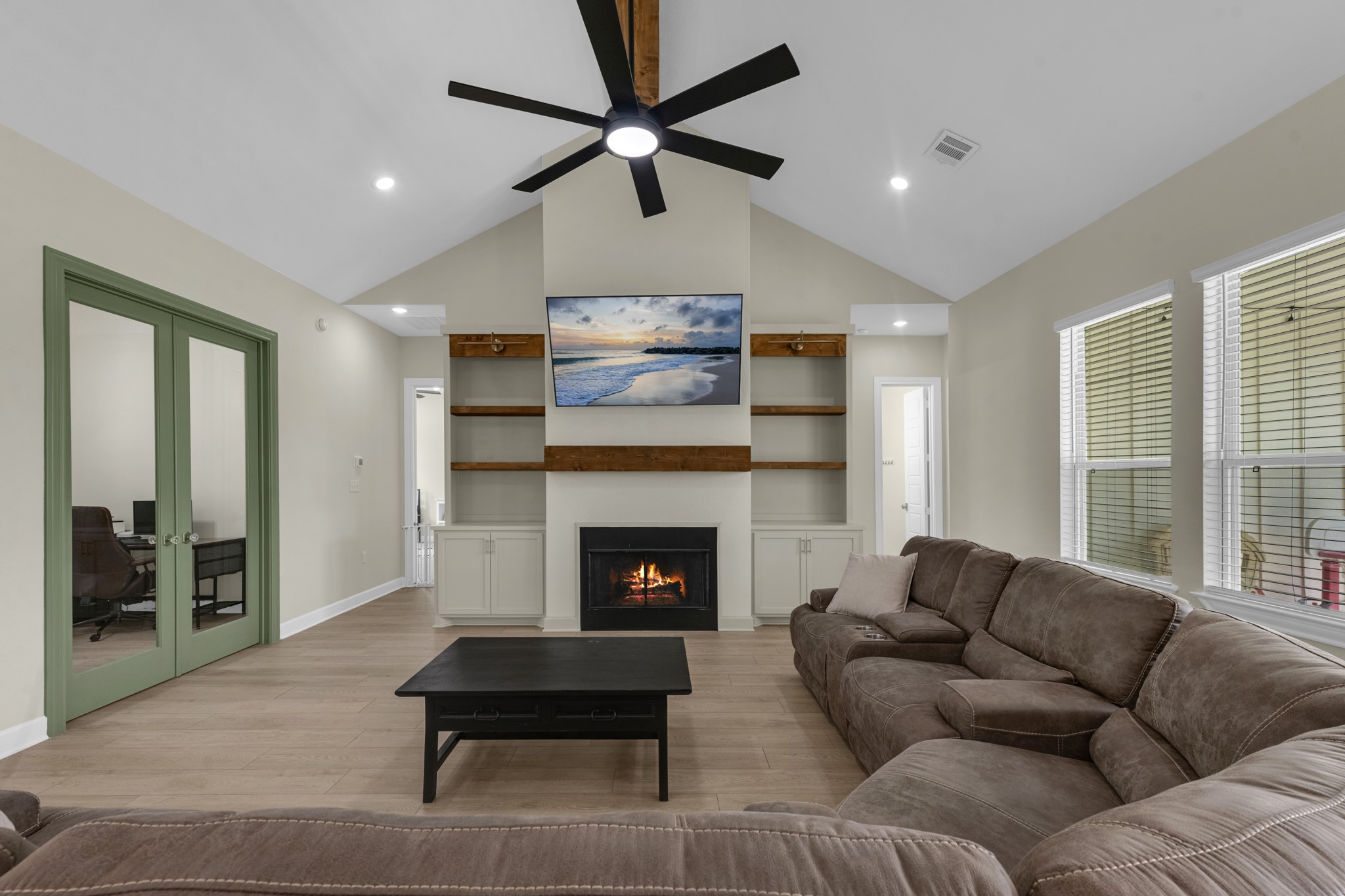 22694 Brook Forest Road Property Photo 12