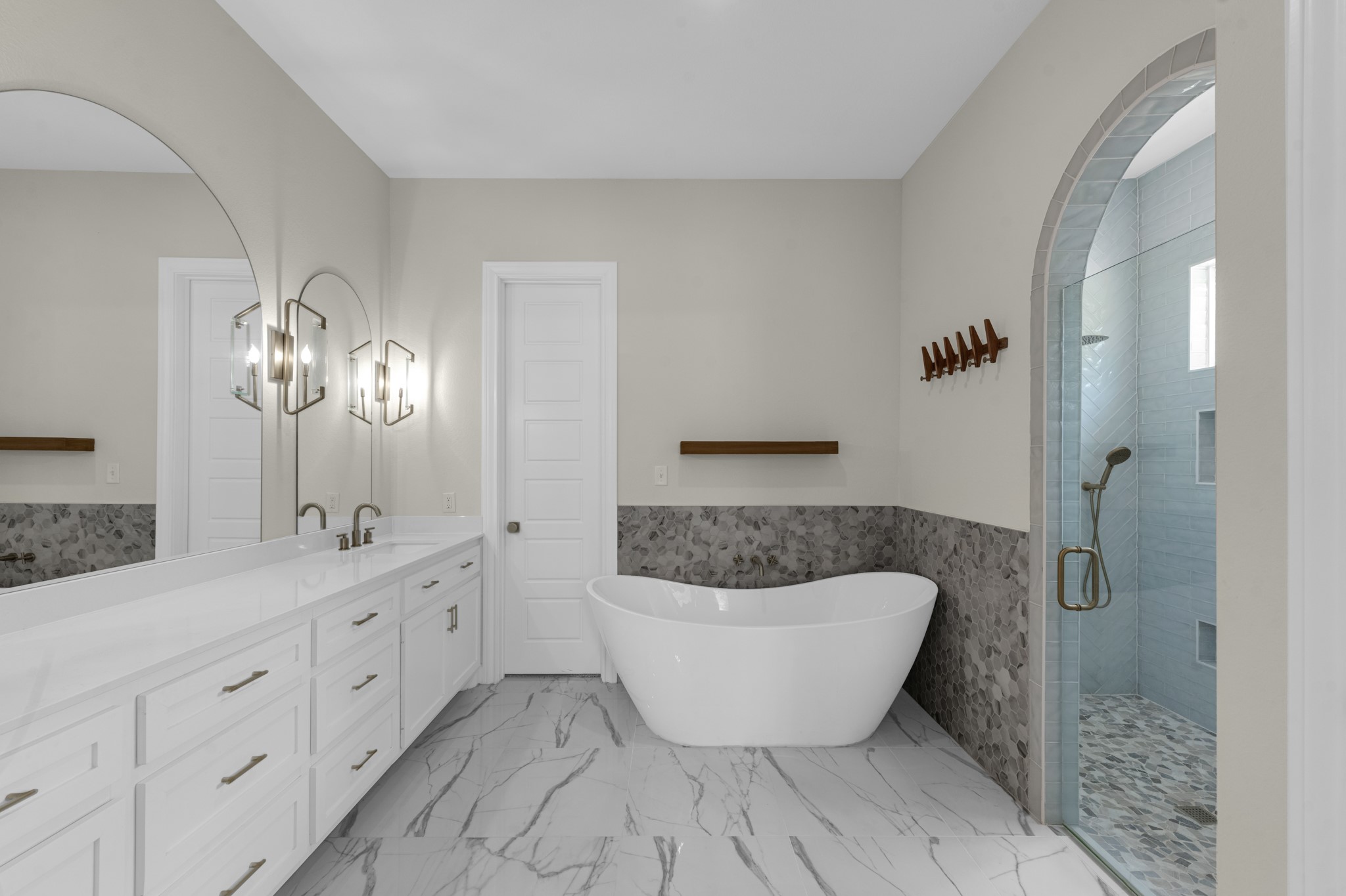 22694 Brook Forest Road Property Photo 18