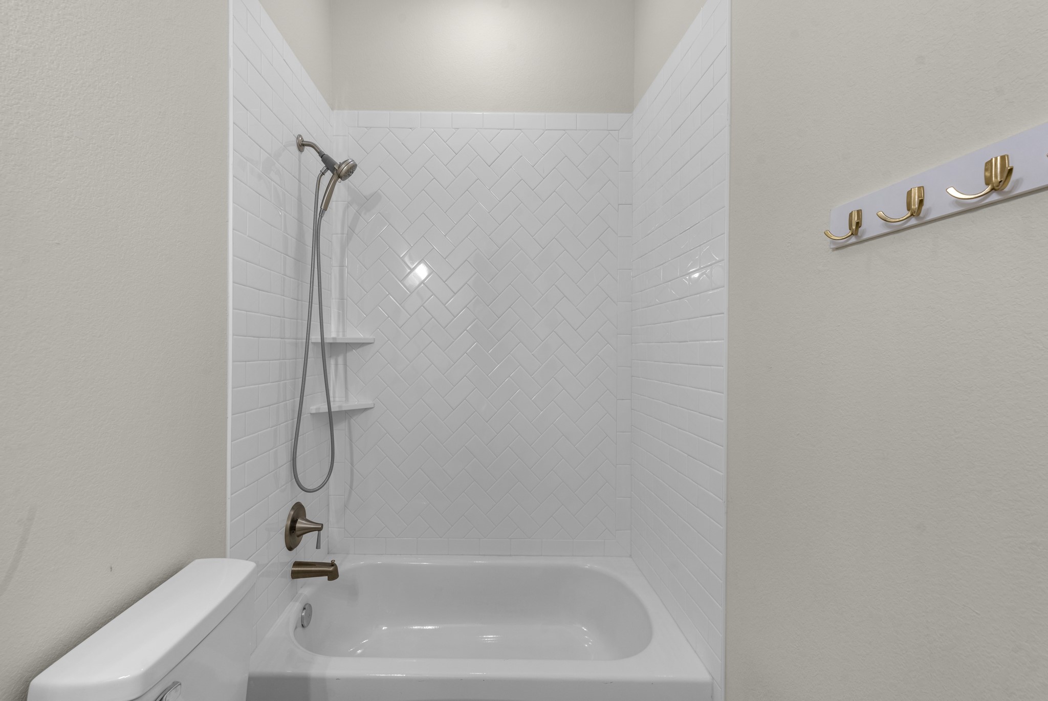 22694 Brook Forest Road Property Photo 31