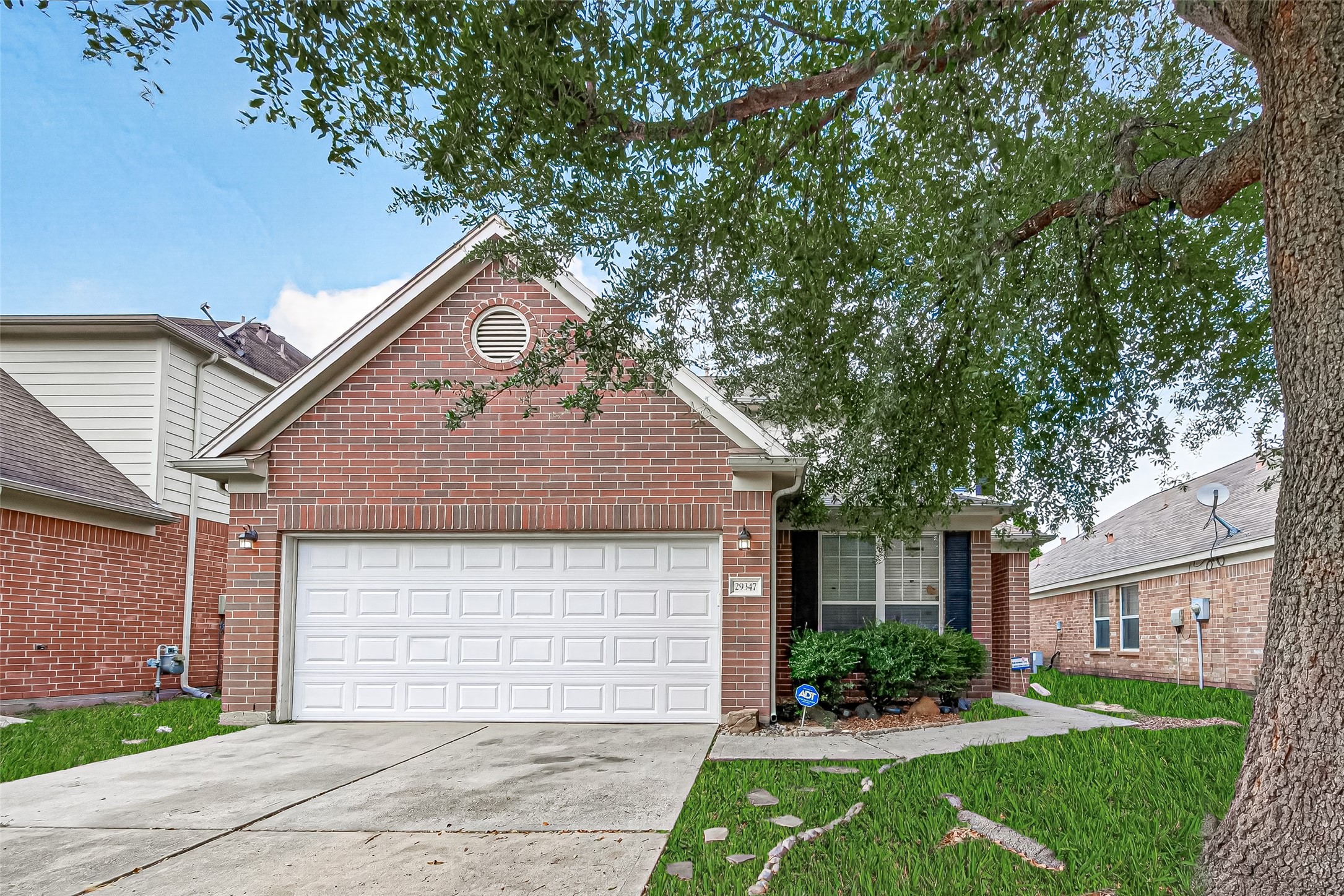 29347 Winton Wood Way Property Photo 1