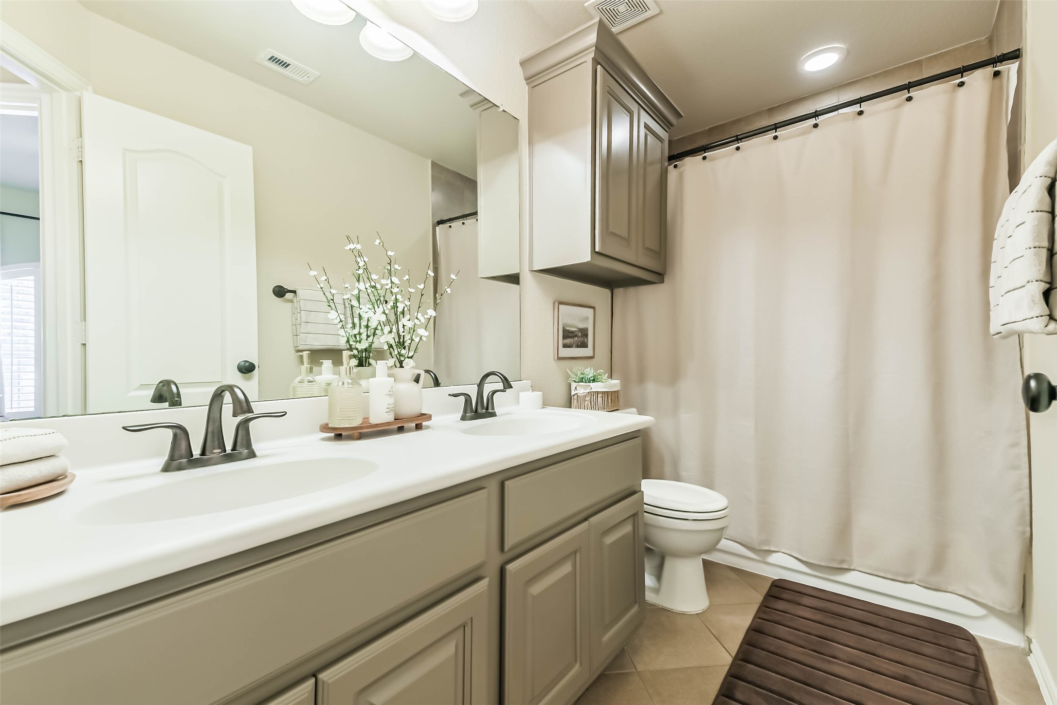 2530 Hendricks Lakes Drive Property Photo 30