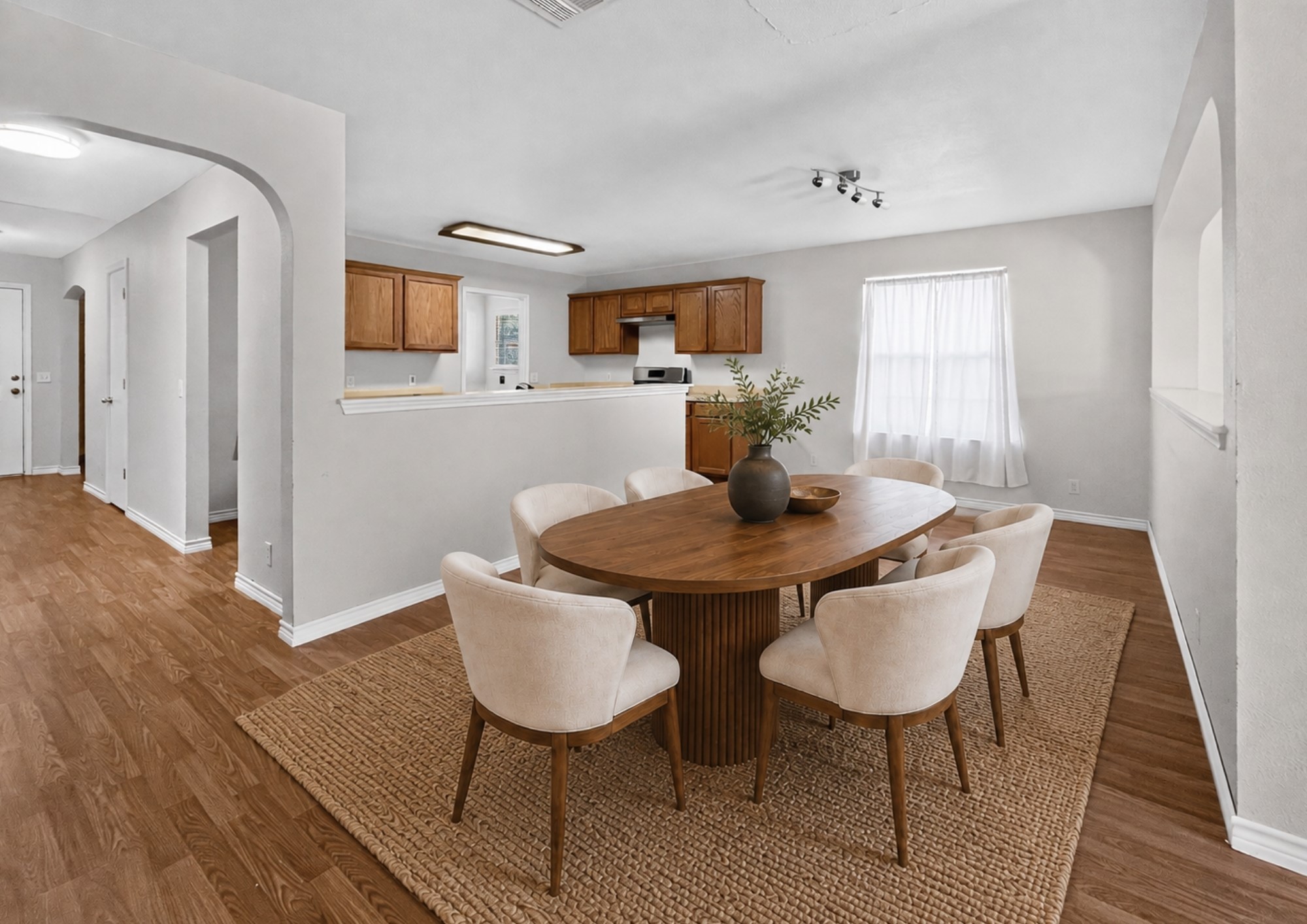 195 Musgrav Property Photo 4