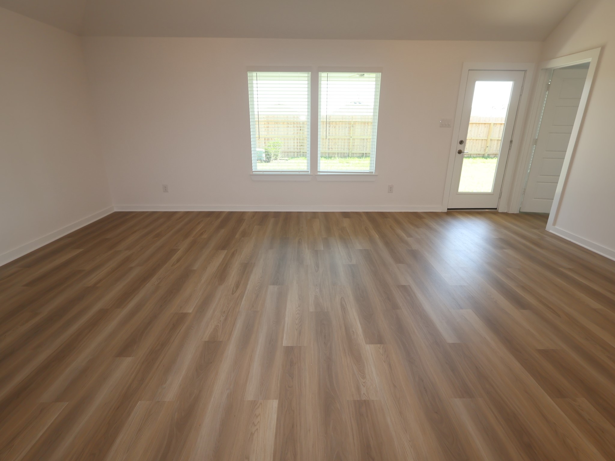 1070 Garnet Star Drive Property Photo 4
