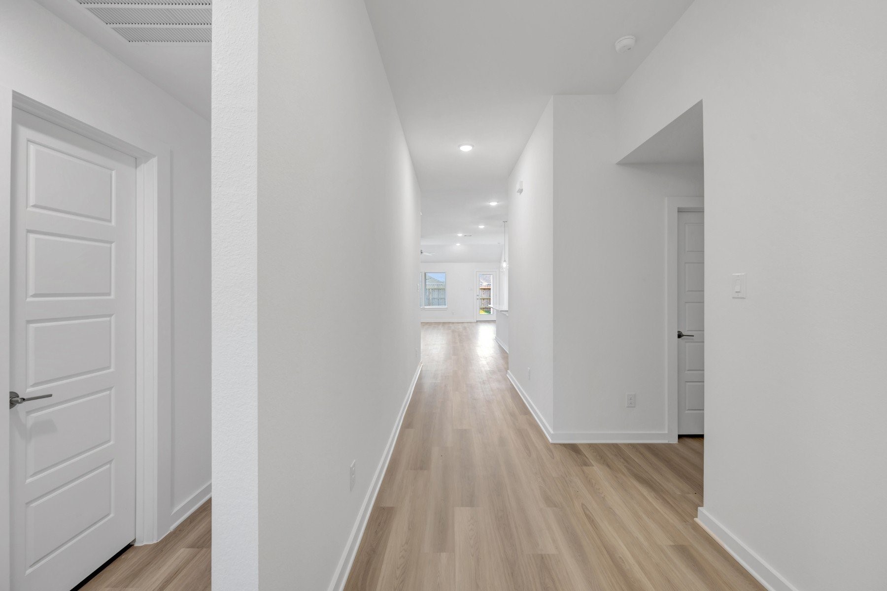 1070 Garnet Star Drive Property Photo 6