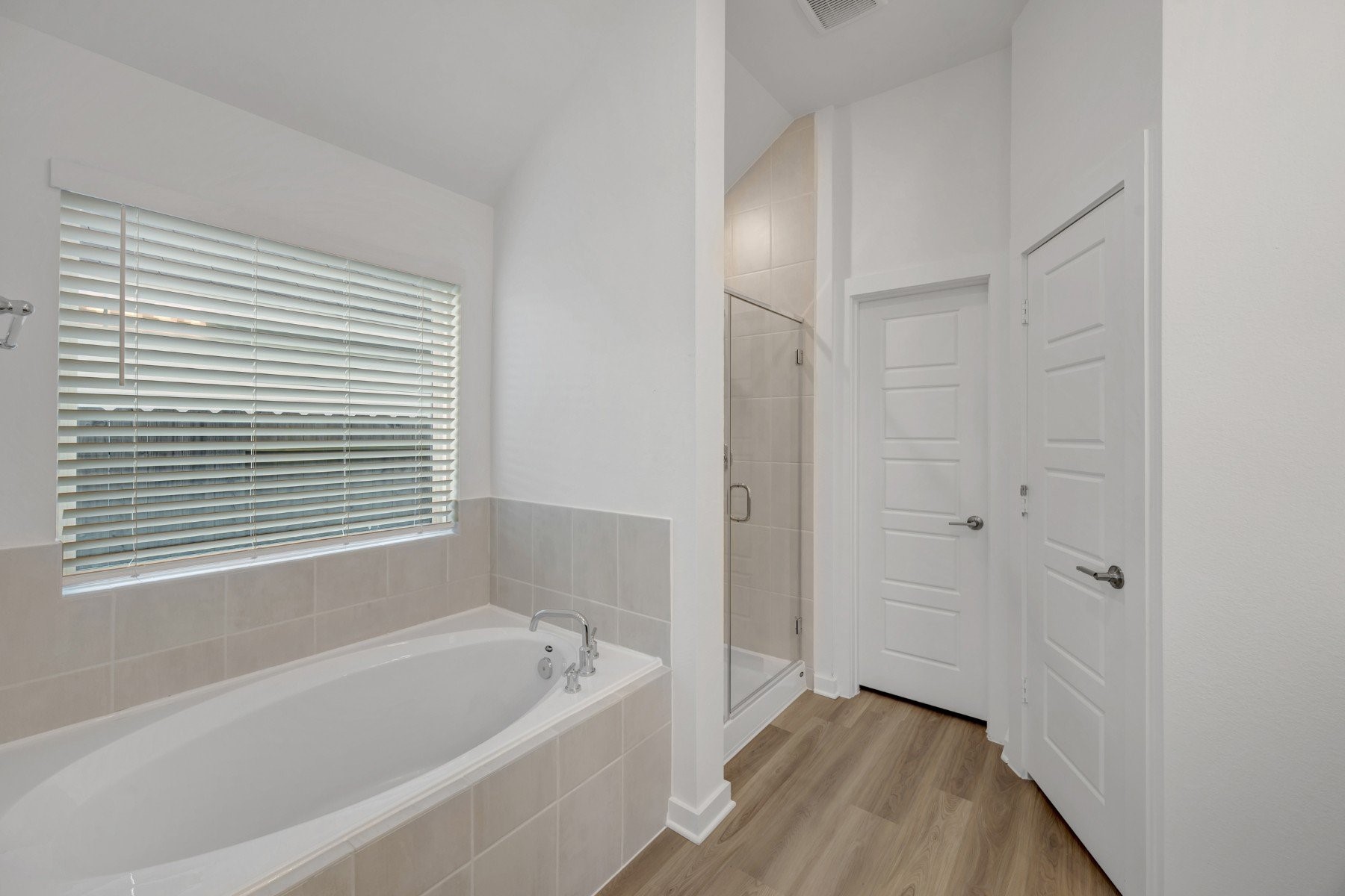 1070 Garnet Star Drive Property Photo 11