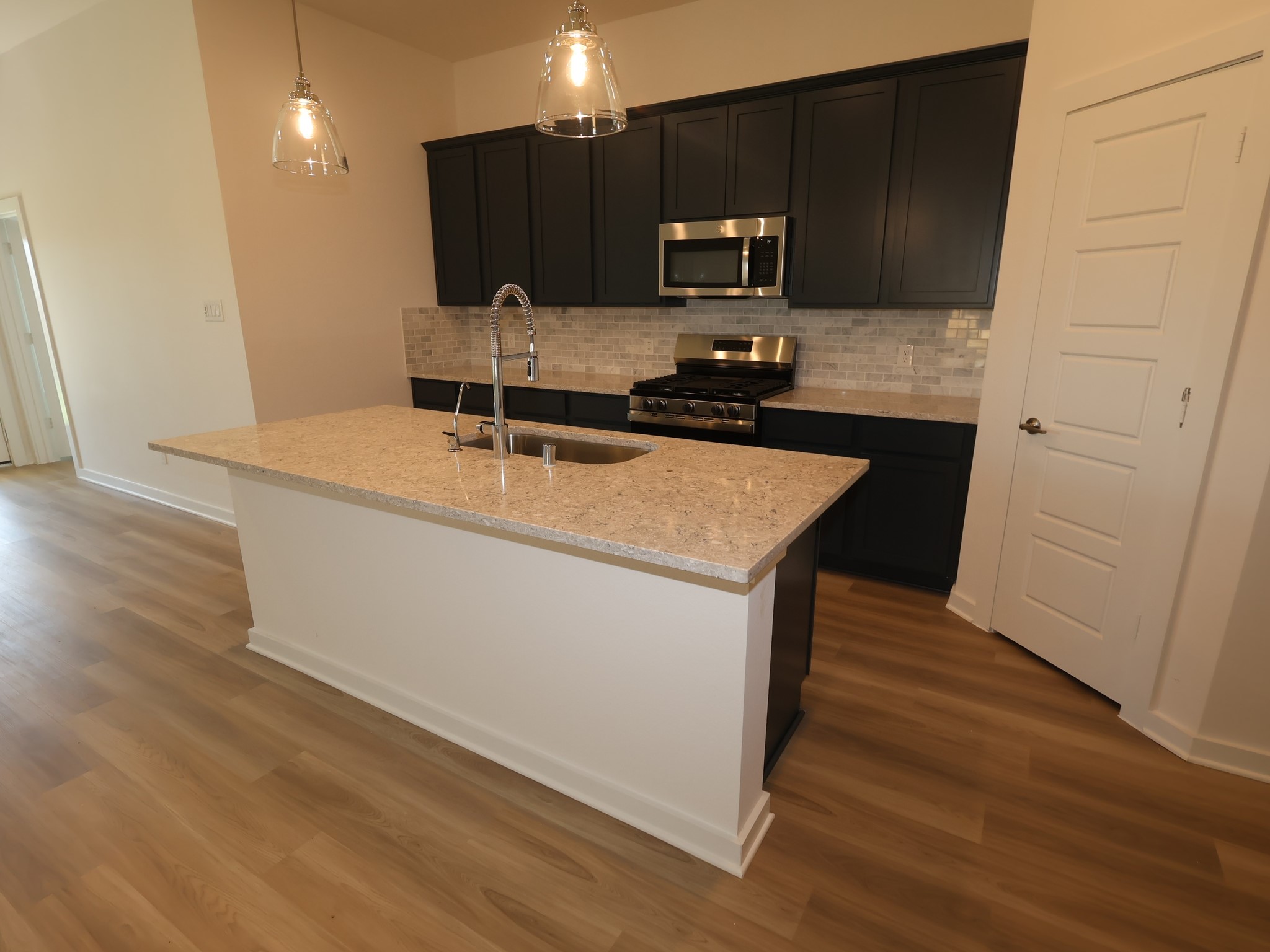 1070 Garnet Star Drive Property Photo 12