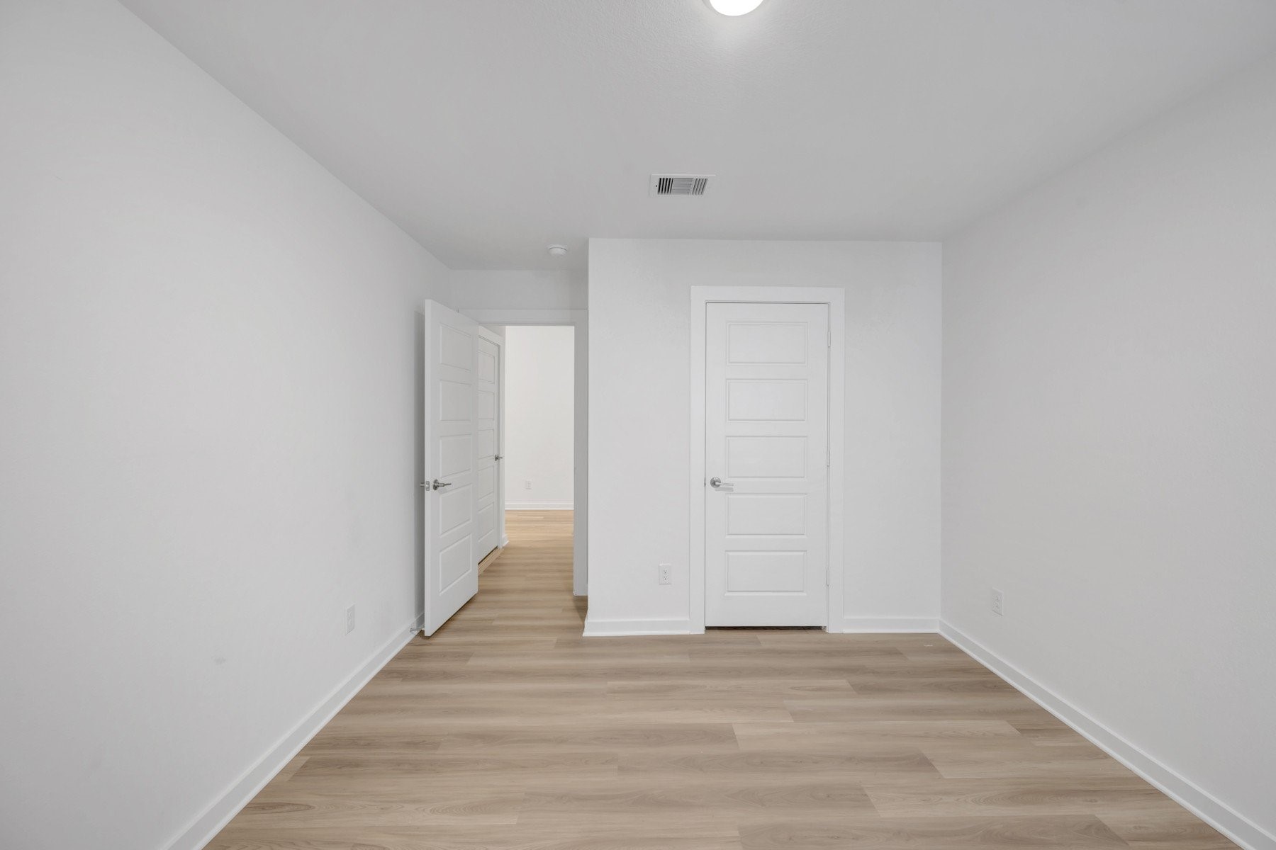 1070 Garnet Star Drive Property Photo 13