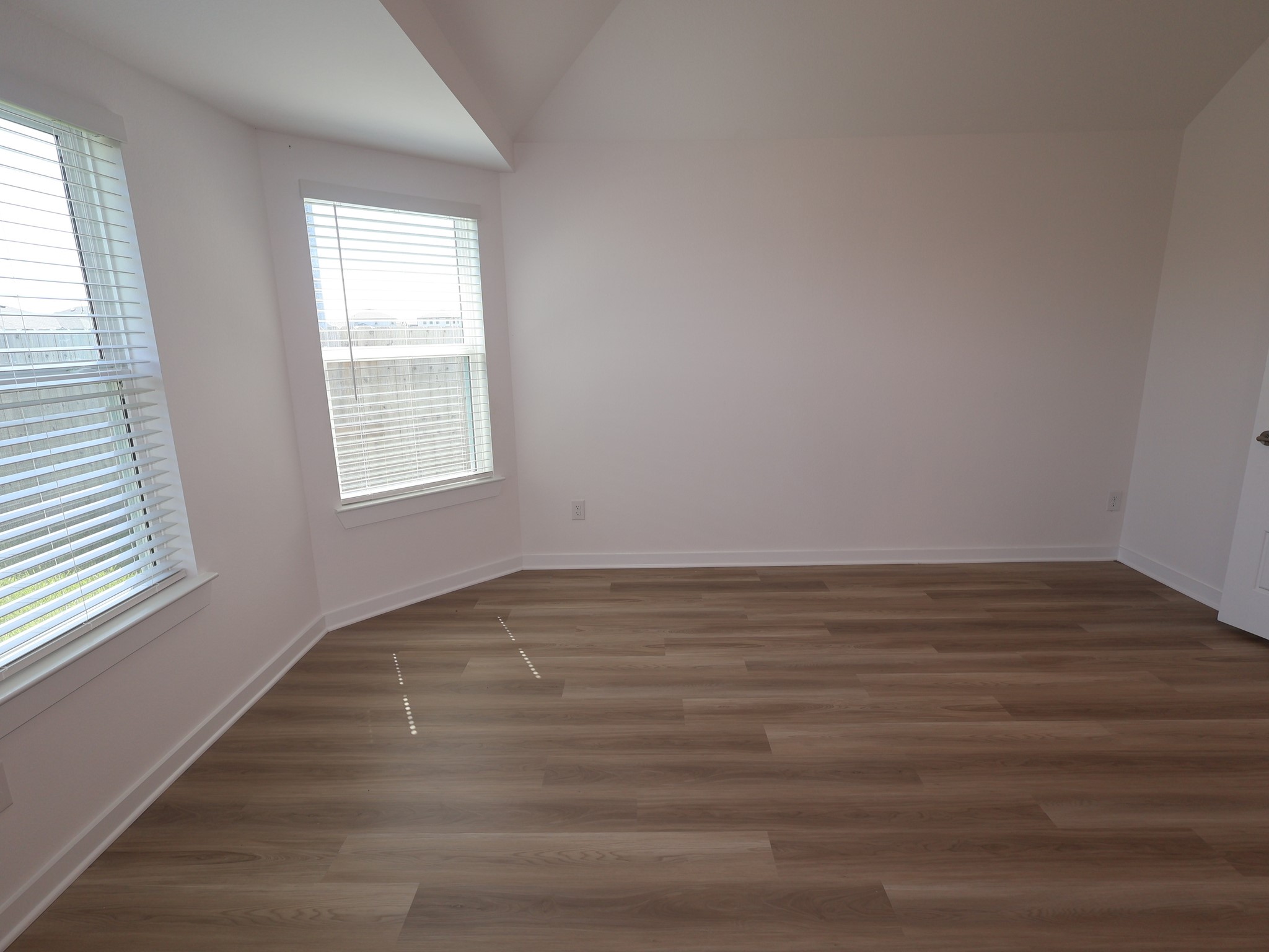 1070 Garnet Star Drive Property Photo 14