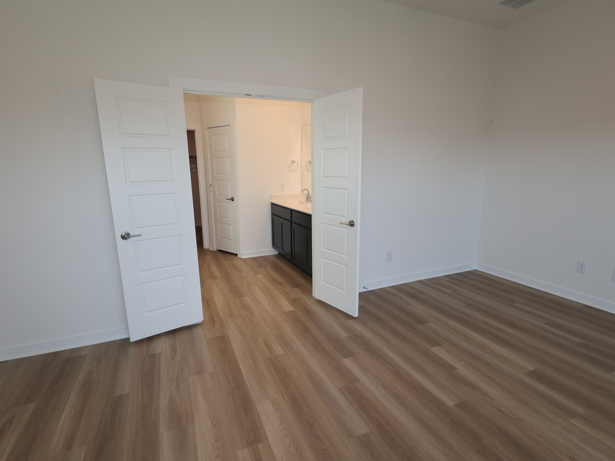 1070 Garnet Star Drive Property Photo 15