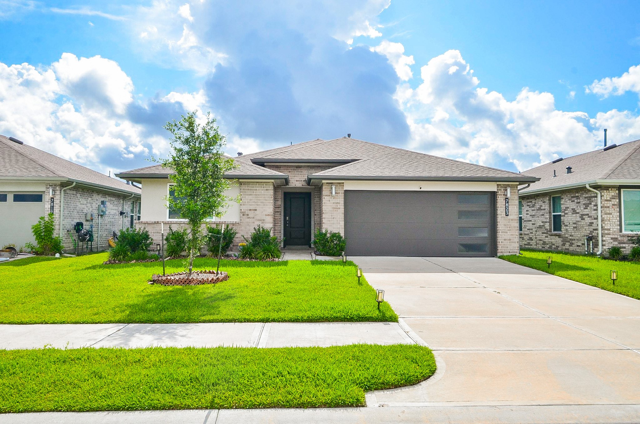 7823 Brushwood Drive Property Photo 1