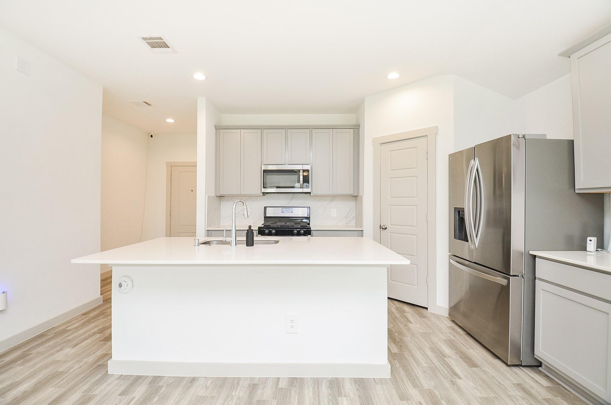 7823 Brushwood Drive Property Photo 8