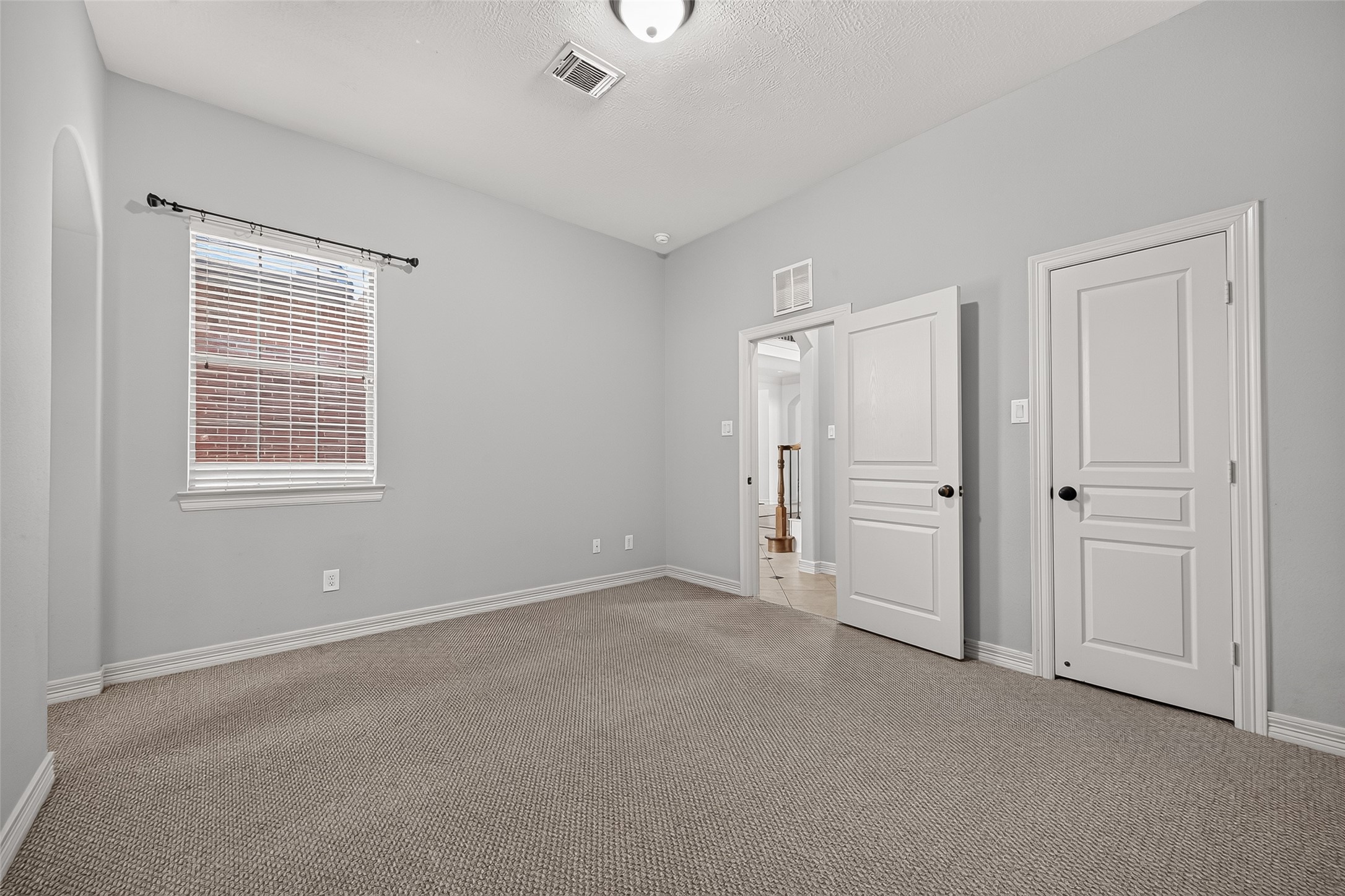 8602 Two Sisters Court Property Photo 19