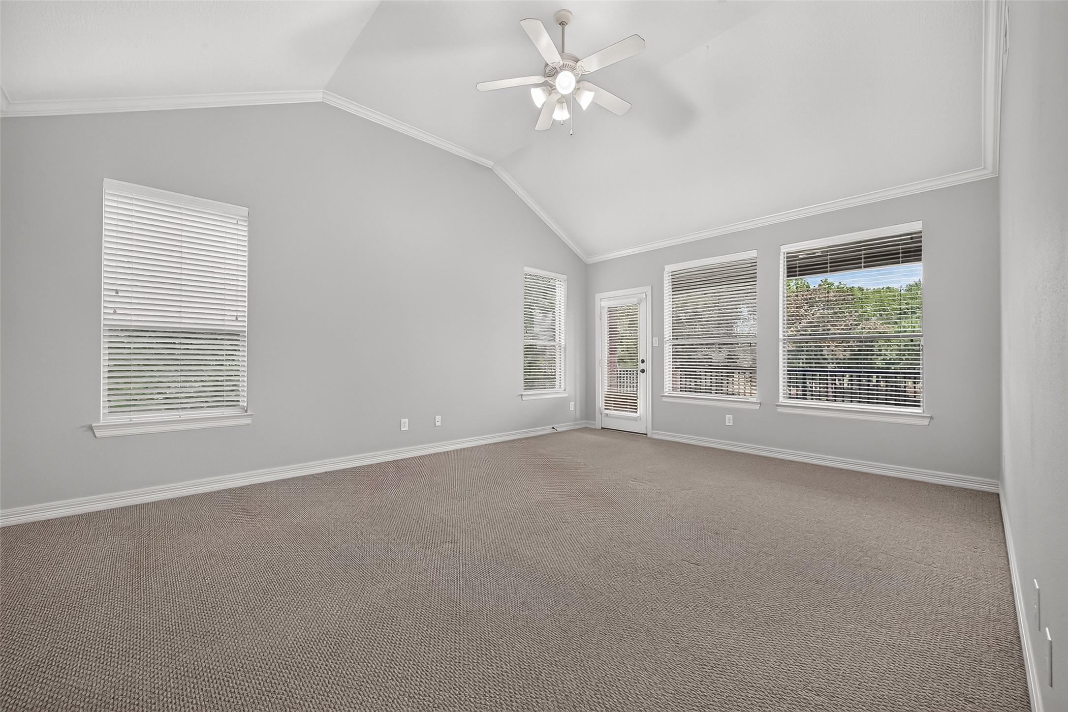 8602 Two Sisters Court Property Photo 33
