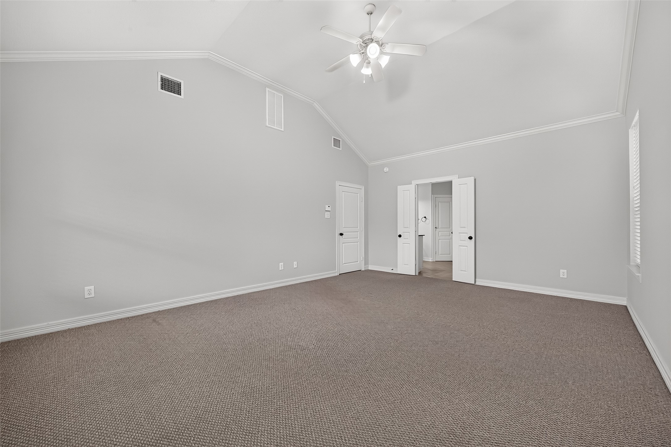 8602 Two Sisters Court Property Photo 34
