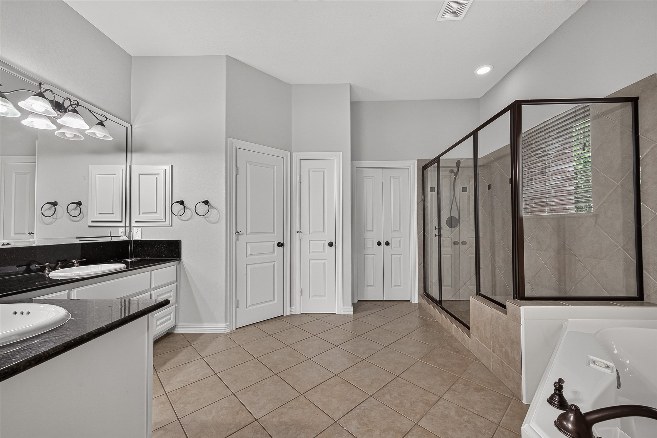 8602 Two Sisters Court Property Photo 35