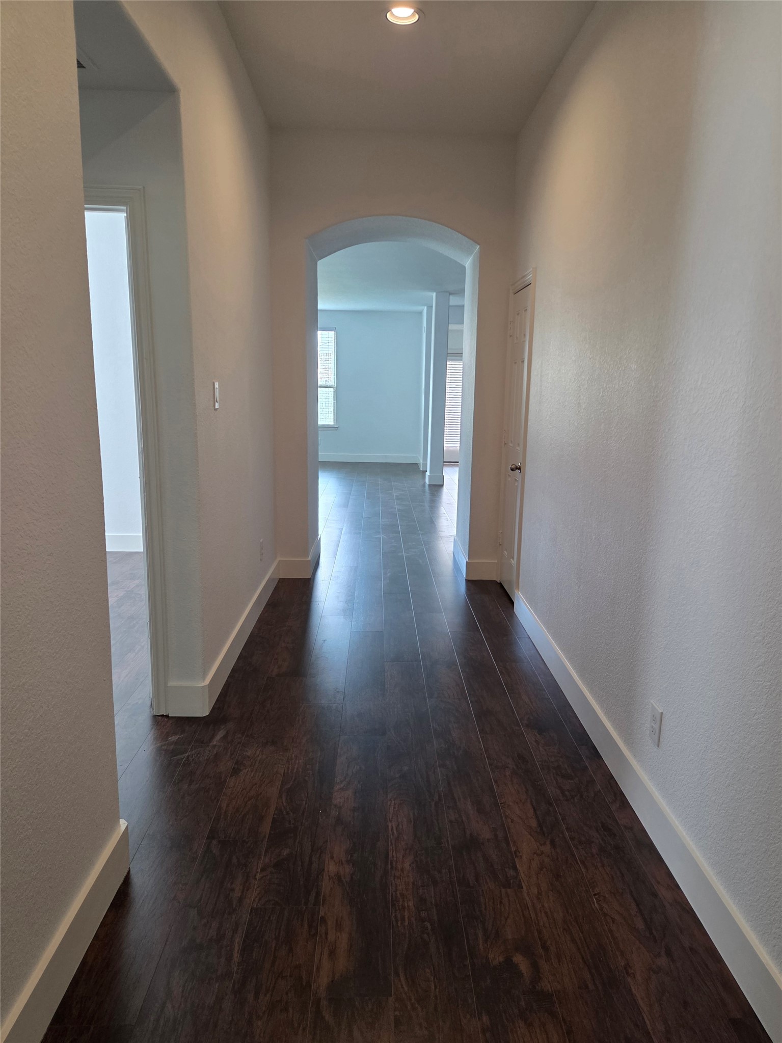 8206 Summer Lake Pass Lane Property Photo 2