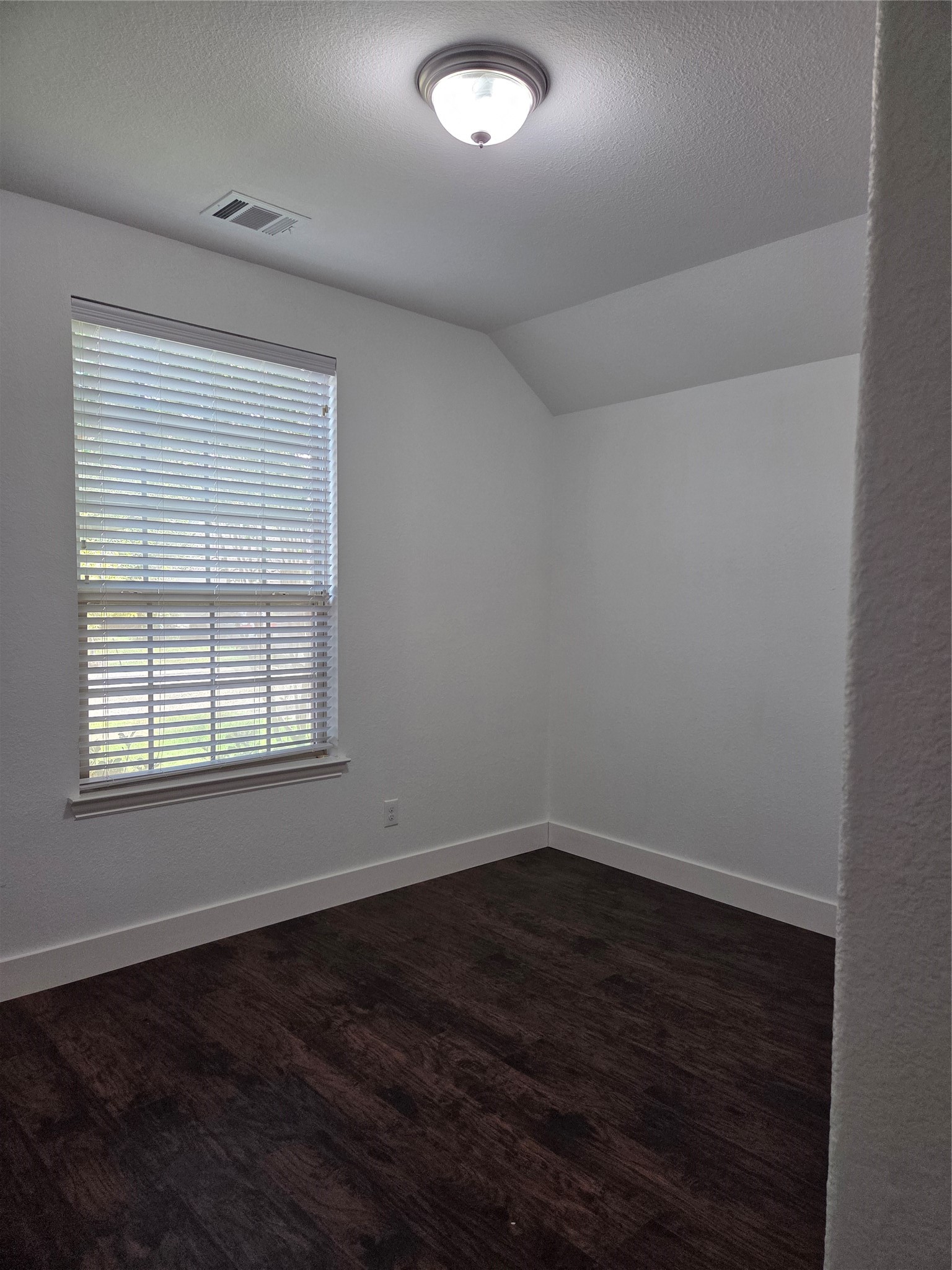 8206 Summer Lake Pass Lane Property Photo 13