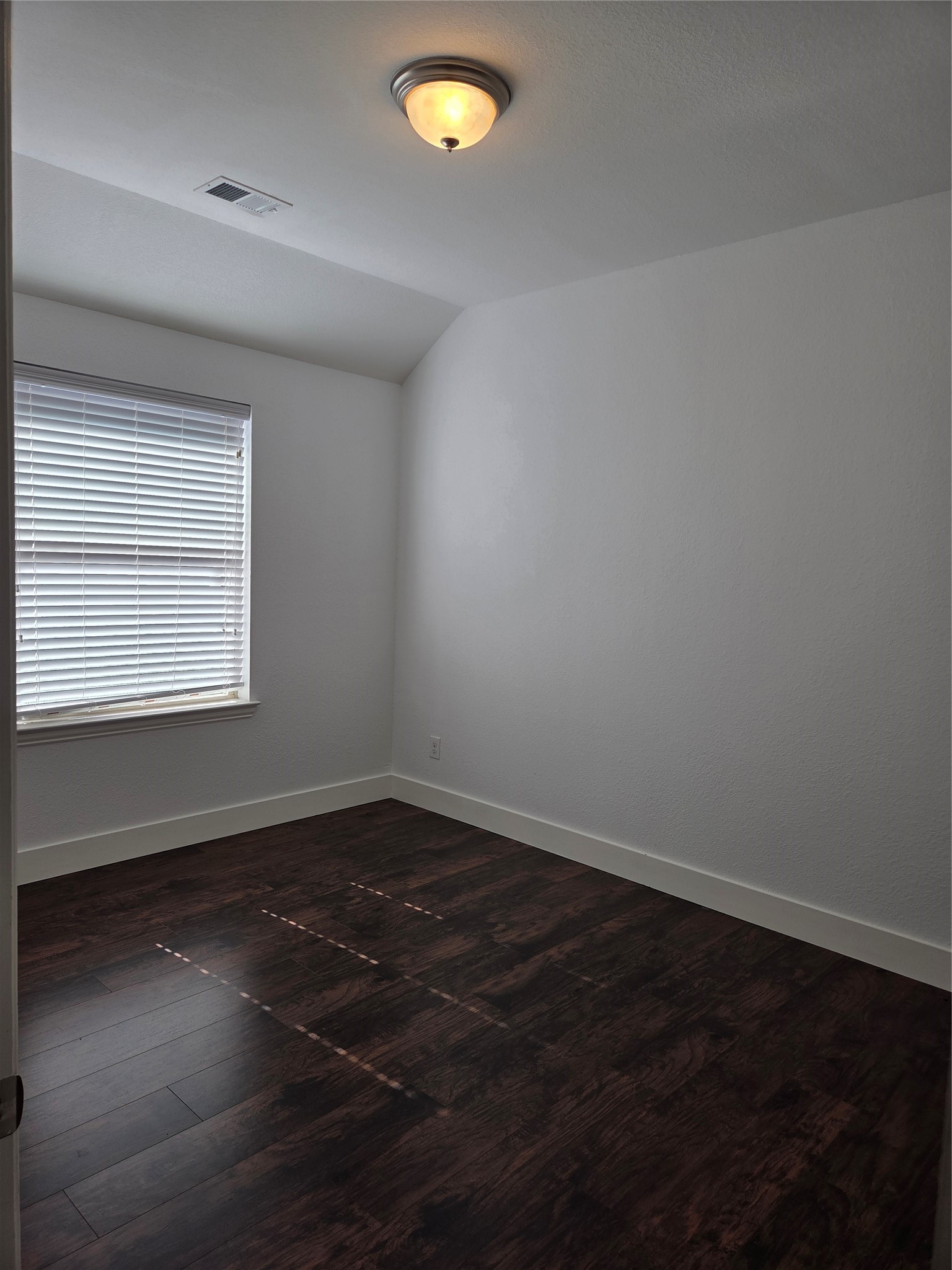8206 Summer Lake Pass Lane Property Photo 14