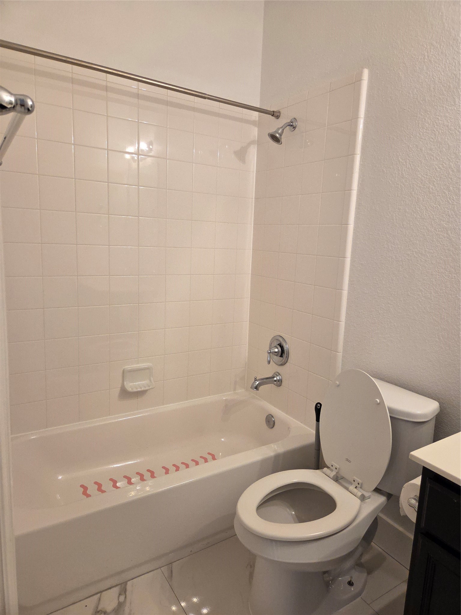 8206 Summer Lake Pass Lane Property Photo 16